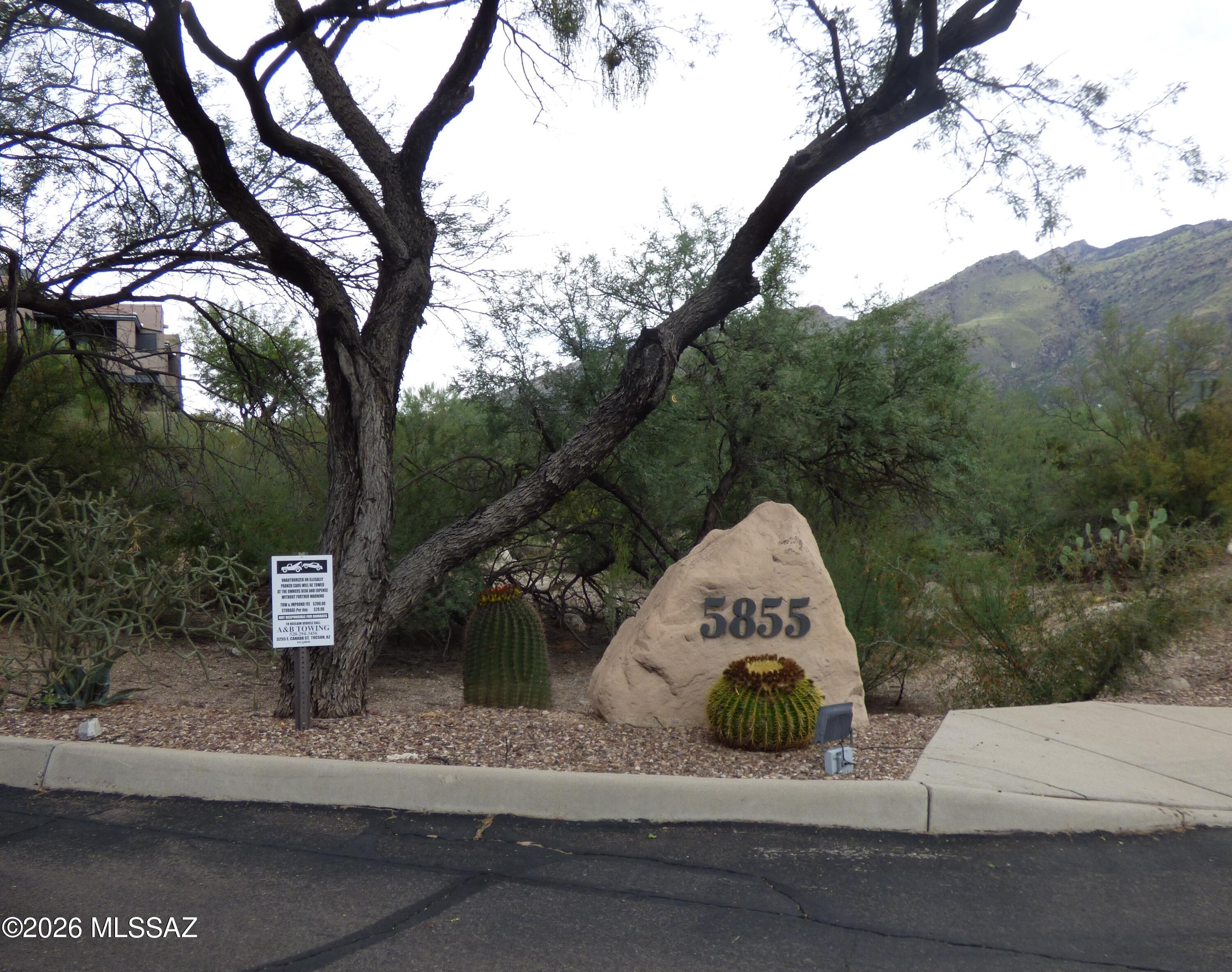 WELCOME TO THE GREENS AT VENTANA CANYON!
This second floor 2BD/2BA furnished condo makes a perfect hideaway with all the comforts of home.
With a bright, open floor plan, contemporary furnishings and wood flooring, master bedroom with king bed and second bedroom with 2 single beds, private balcony with mountain views and assigned covered parking.
This beautiful community has 3 heated pools (one nearby) and 2 spas, fitness center, playground, clubhouse, and covered picnic areas with gas grills.
Great location in Ventana Canyon with walking distance to grocery stores, restaurants, Sabino Canyon, walking trails and Ventana Canyon Resort and Golf Course.
CALL FOR CURRENT AVAILABILITY AND RATES.