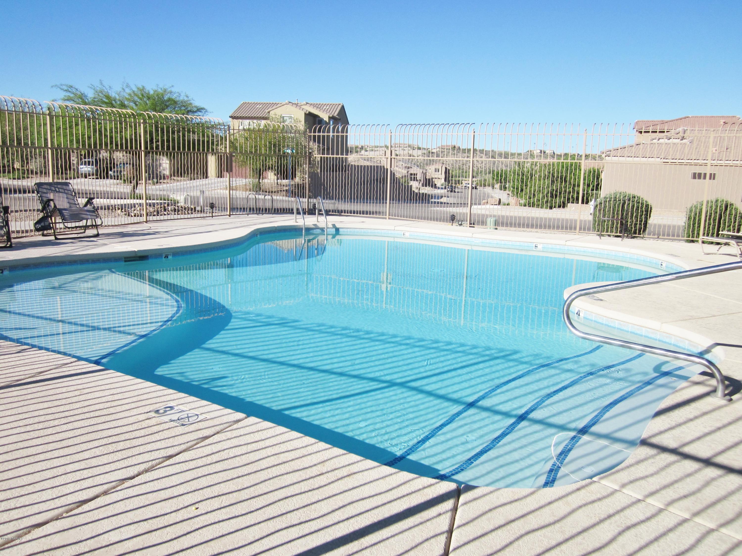 Rancho Del Lago (B37-38) - Residential Lease