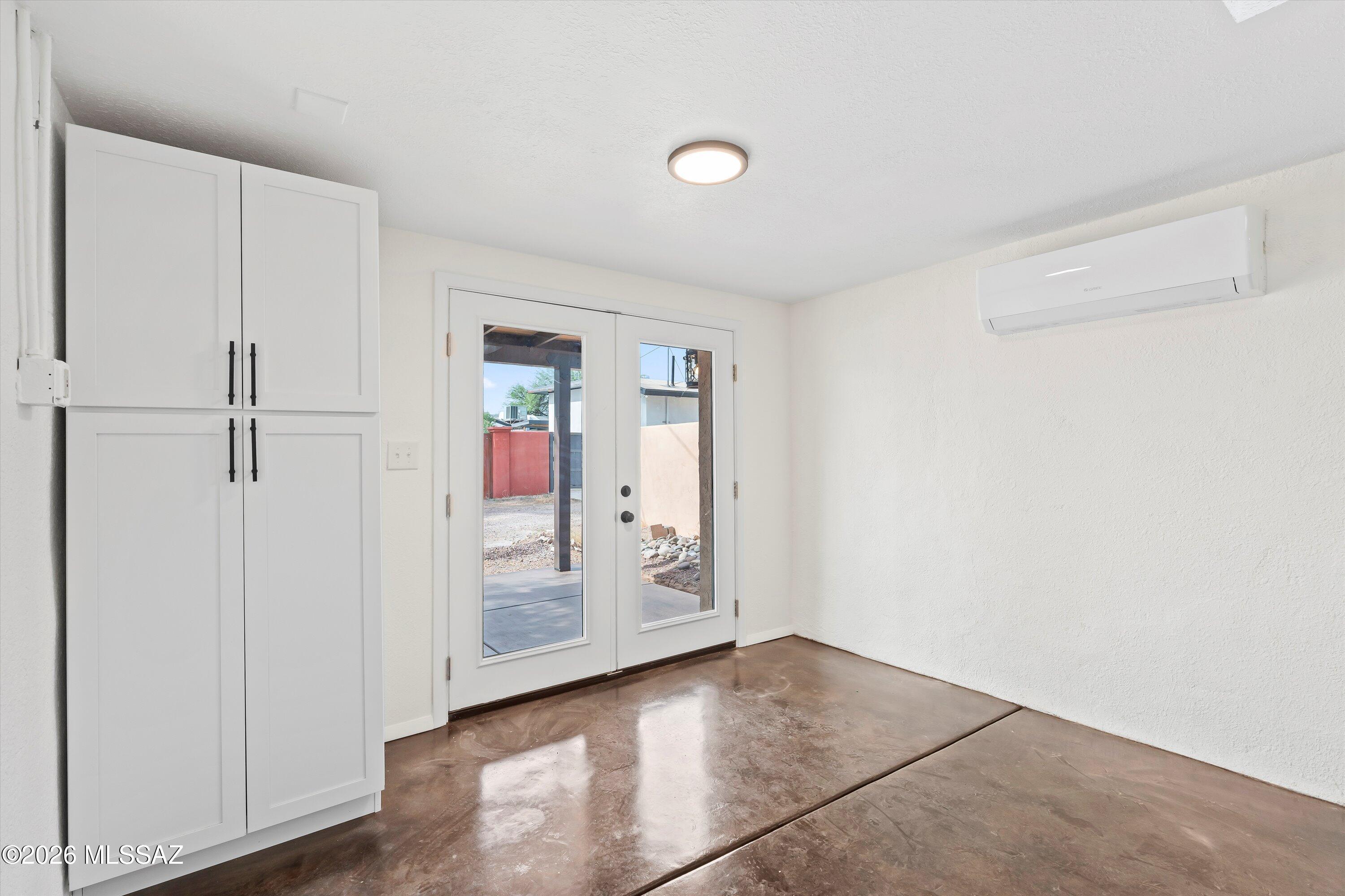 Jefferson Park - Residential