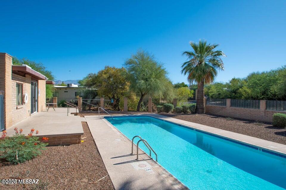 Las Placitas Townhouses - Residential Lease