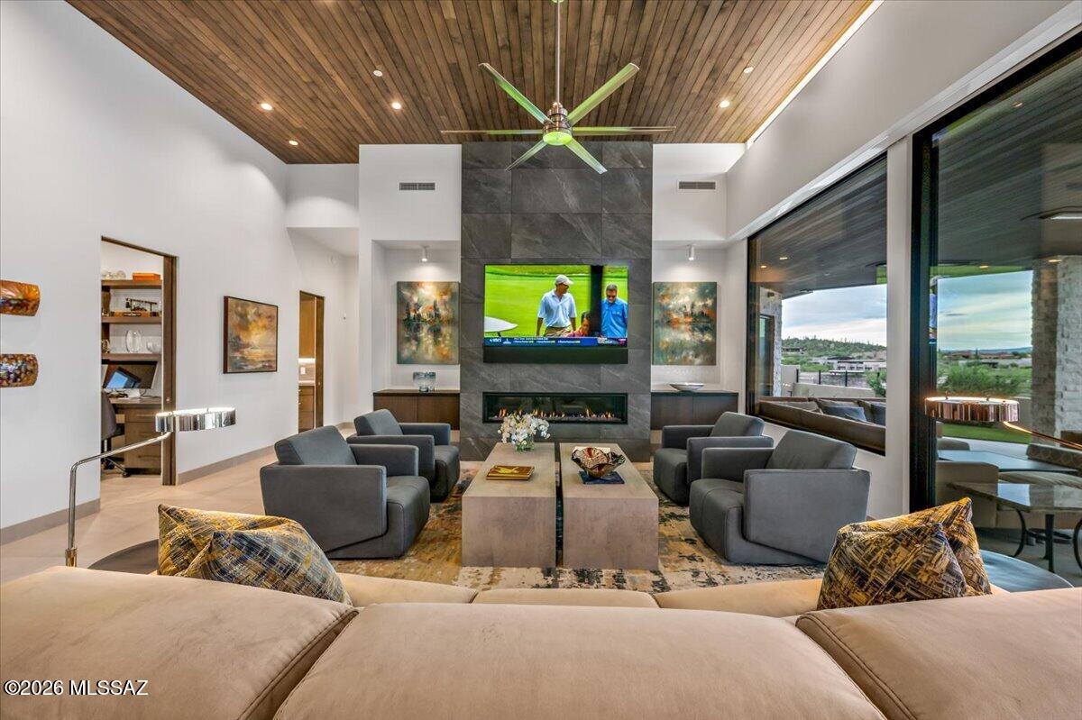 Stone Canyon VI - Residential
