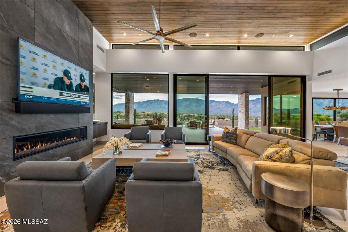 Stone Canyon VI - Residential
