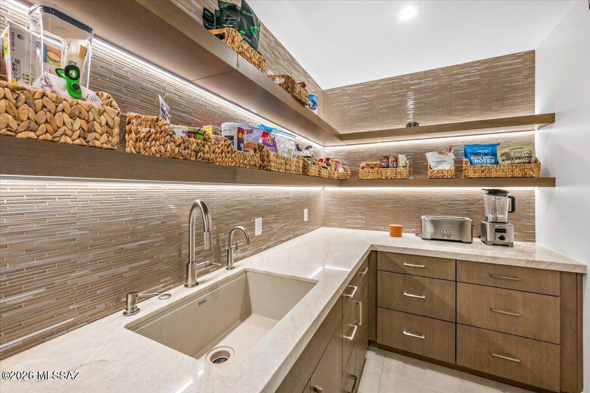 Stone Canyon VI - Residential