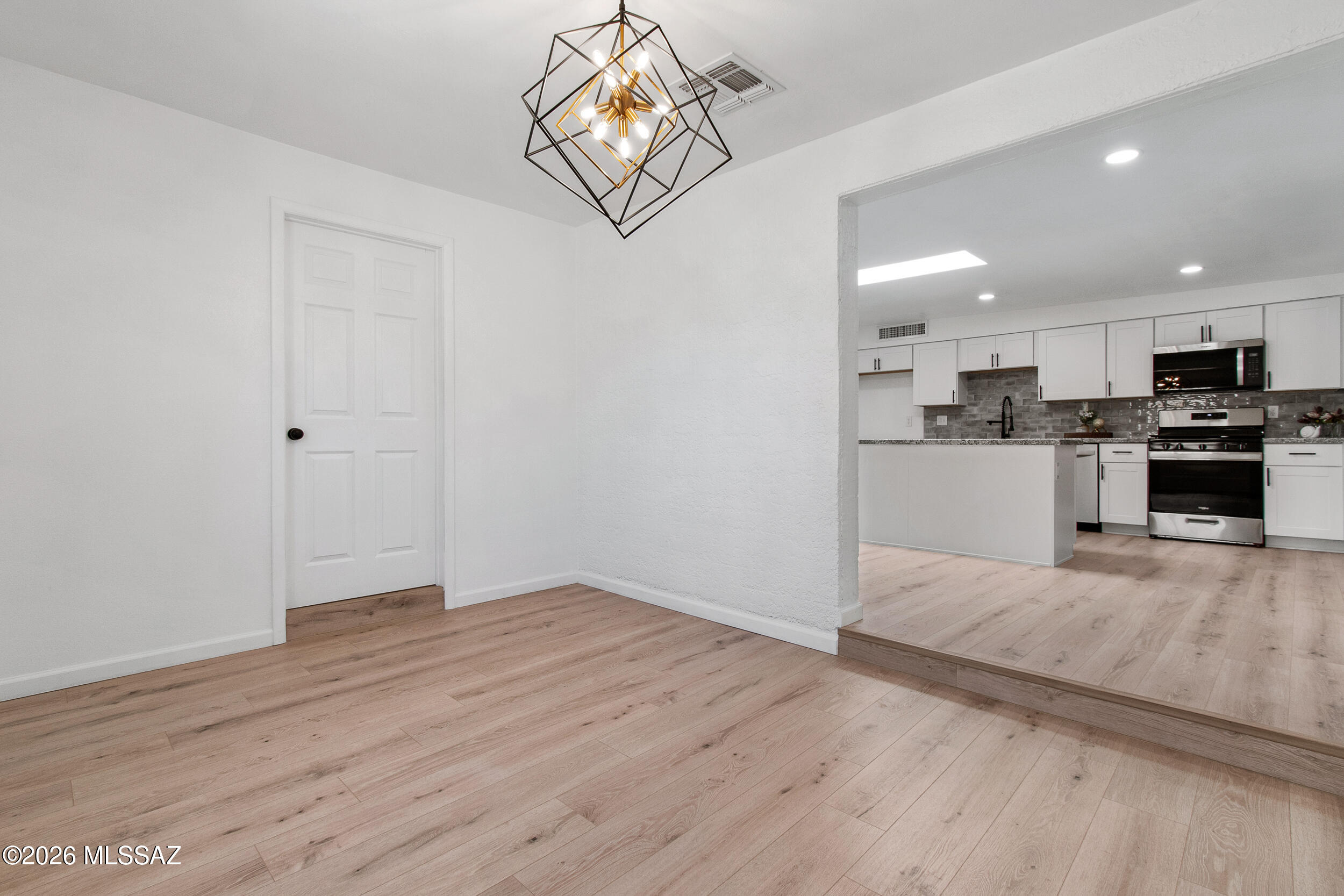 Mission Heights NO. 5 (1-102) - Residential