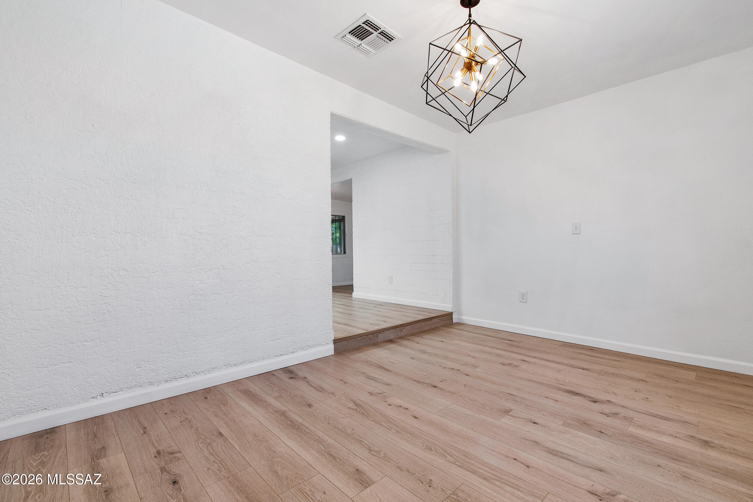 Mission Heights NO. 5 (1-102) - Residential
