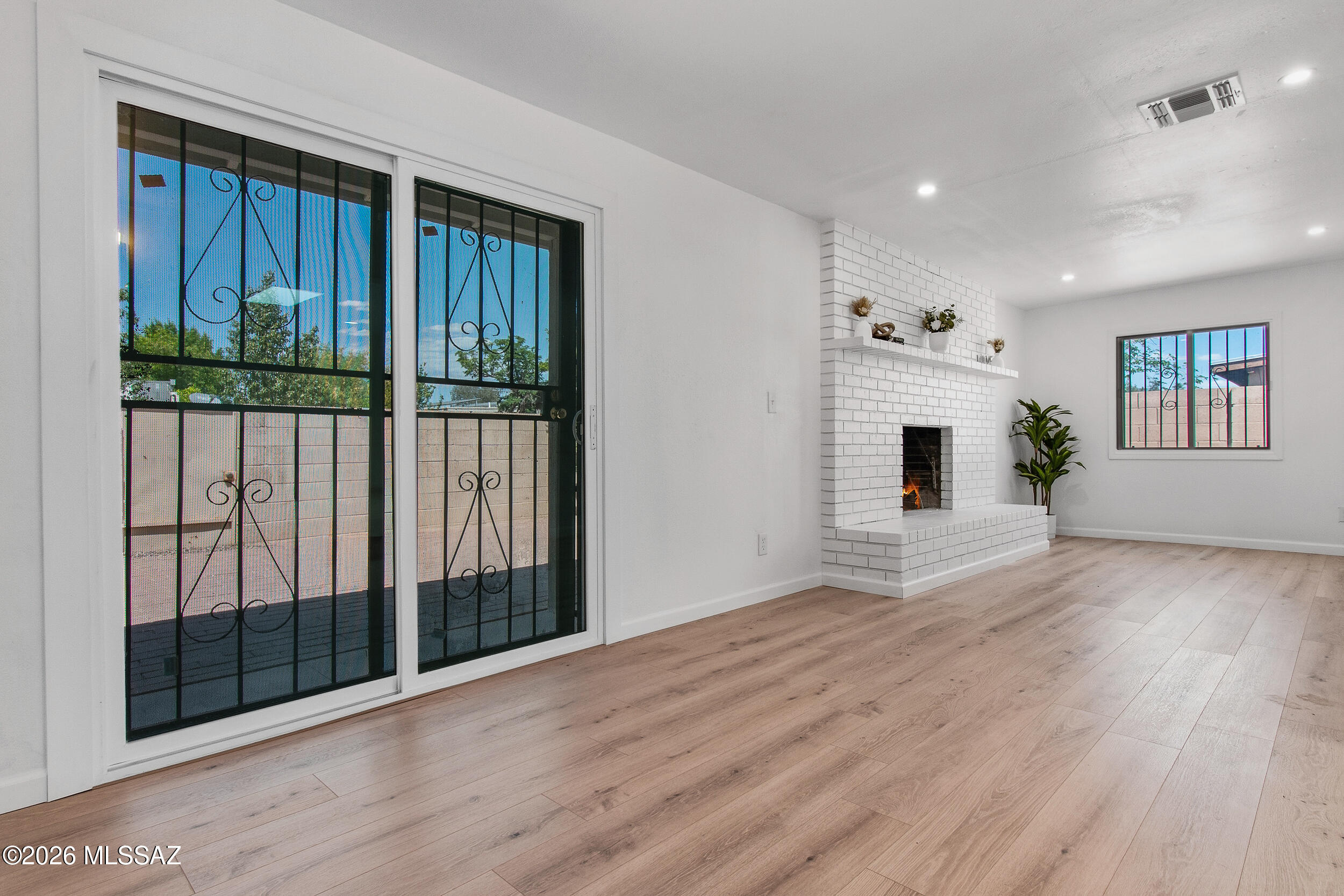 Mission Heights NO. 5 (1-102) - Residential