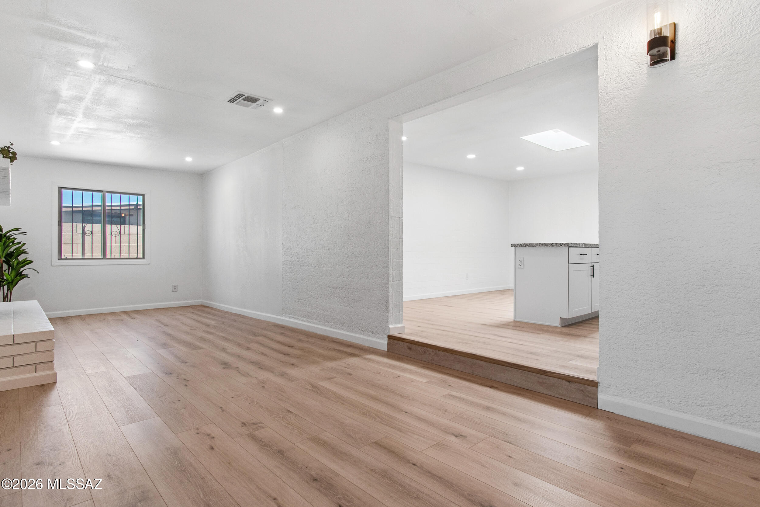 Mission Heights NO. 5 (1-102) - Residential