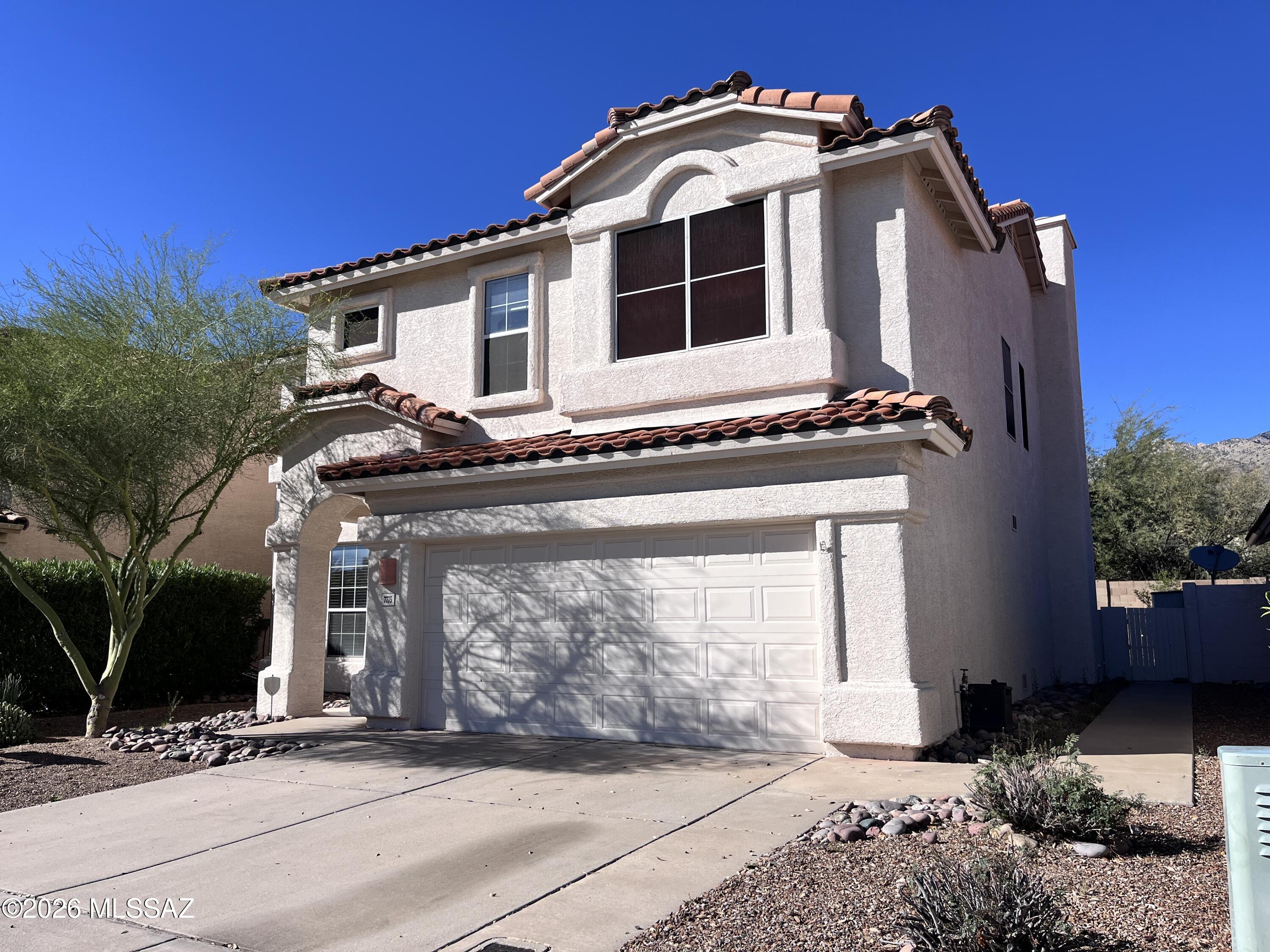Encanto Canyon II (1-67) - Residential Lease