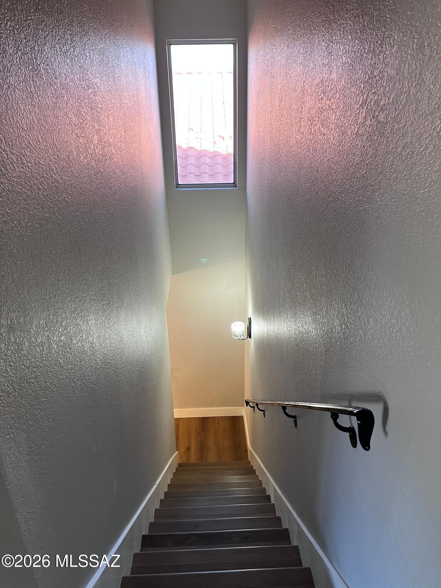 Encanto Canyon II (1-67) - Residential Lease