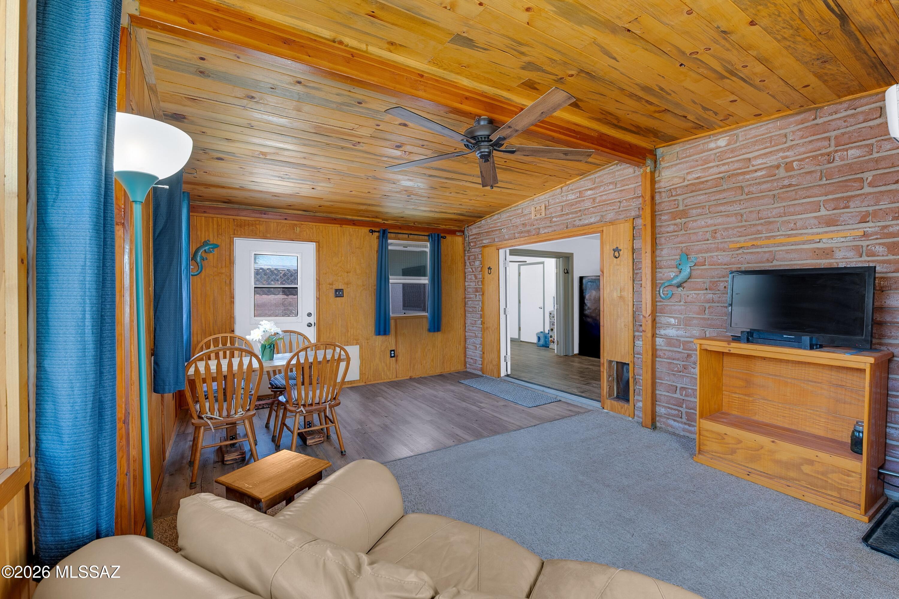 Kingston Knolls Terrace - Residential