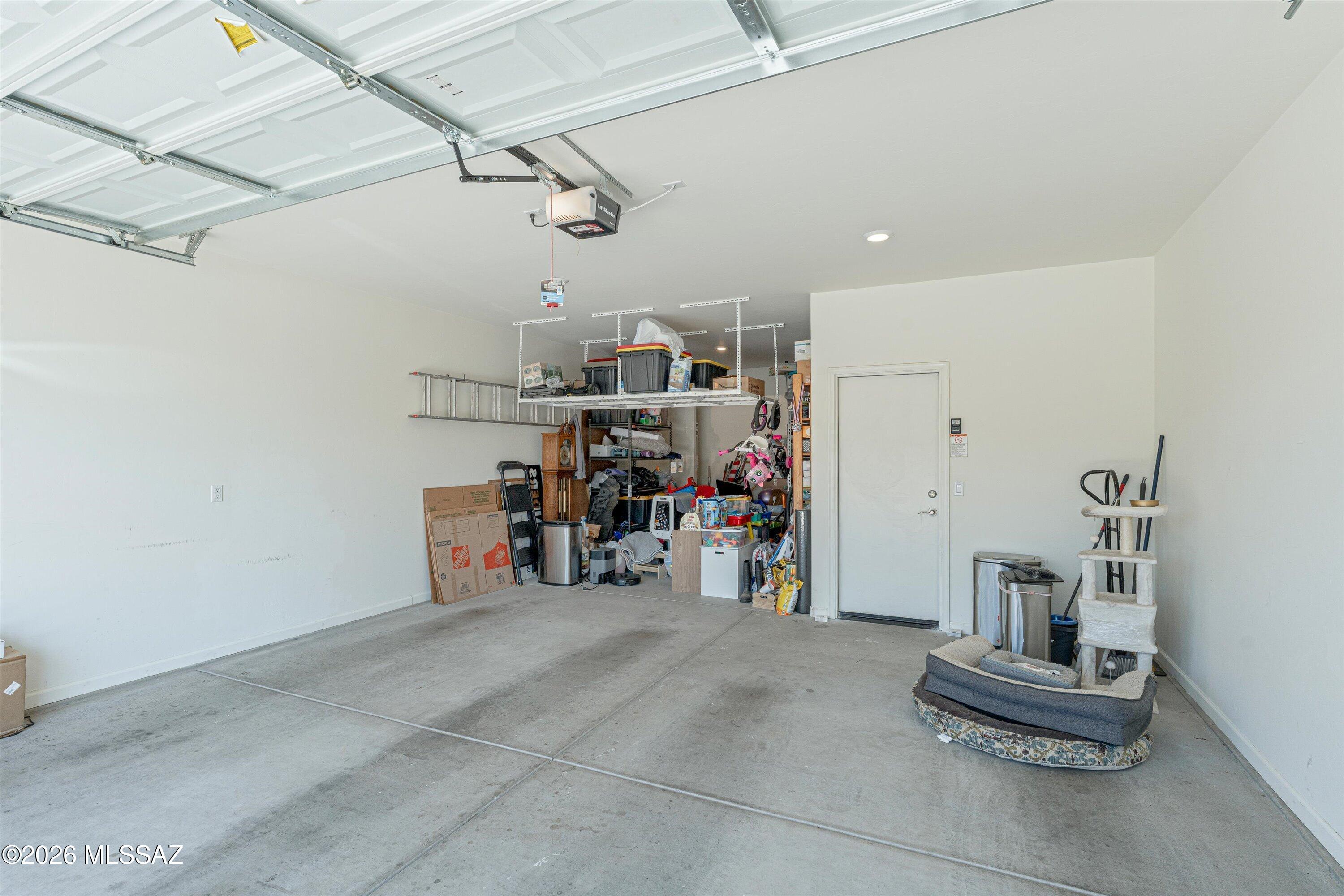 The Vistas At Rincon Knolls SQ20152600506 - Residential
