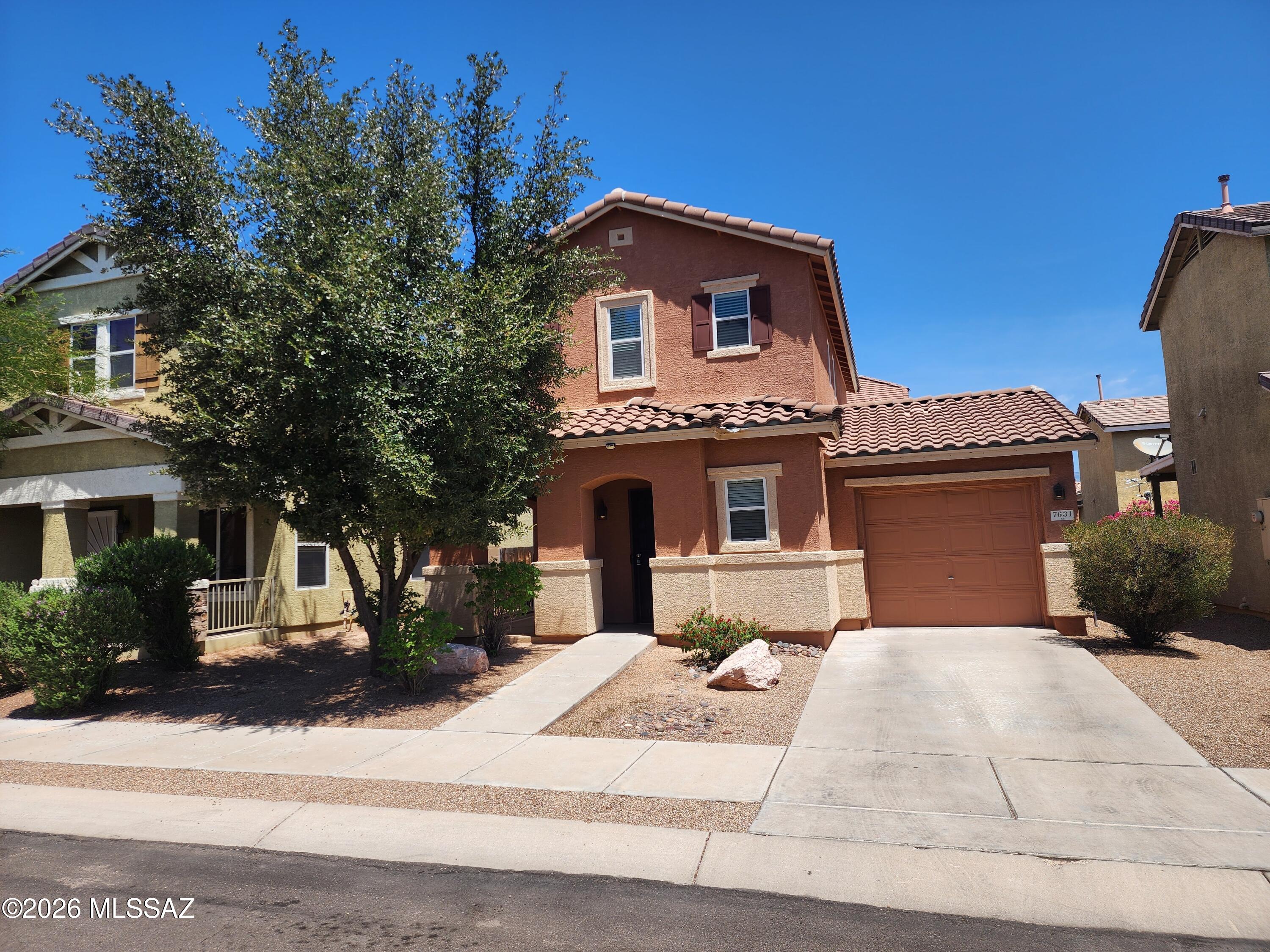 Pantano Overlook - Residential Lease