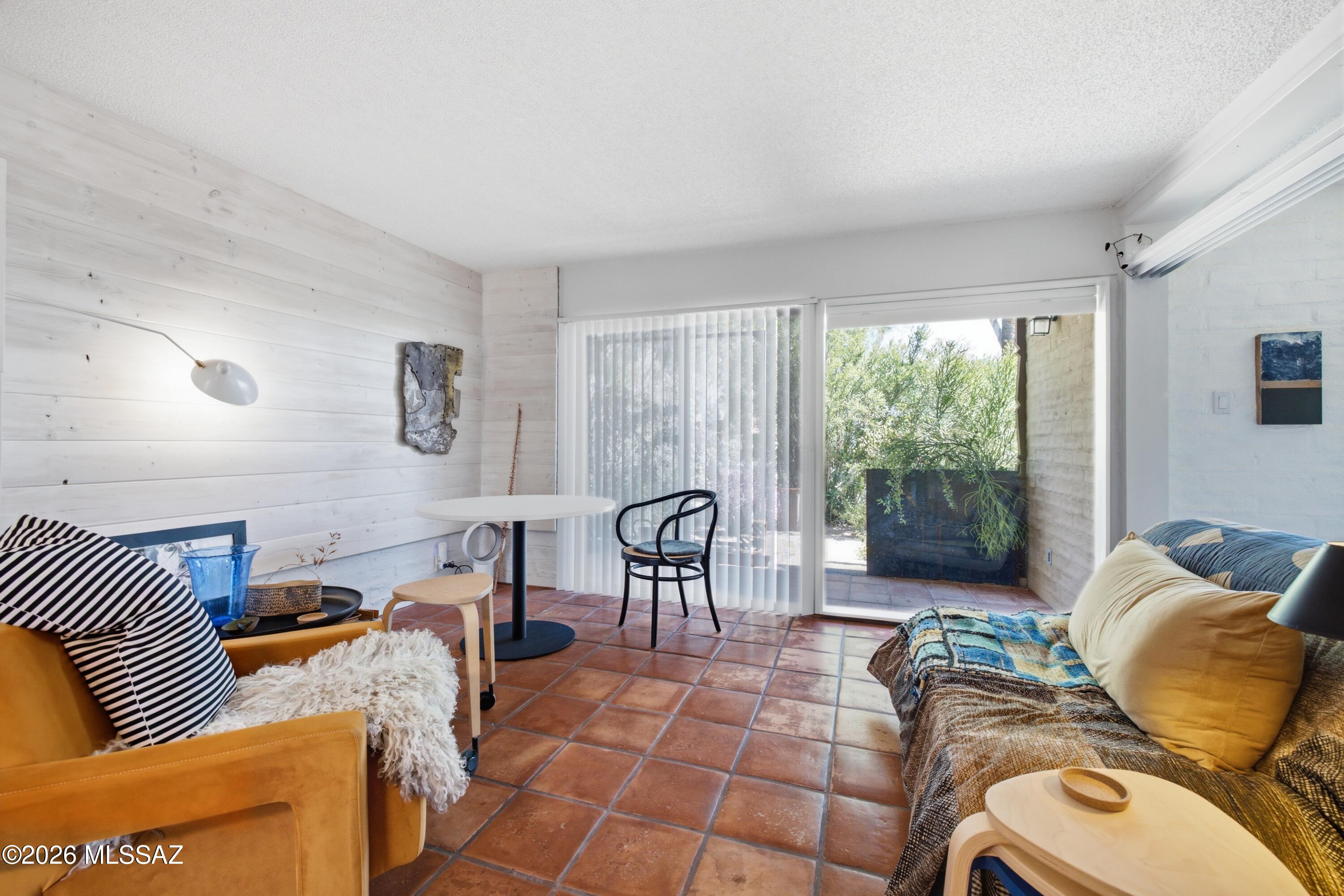 Cancha Del Golf - Residential