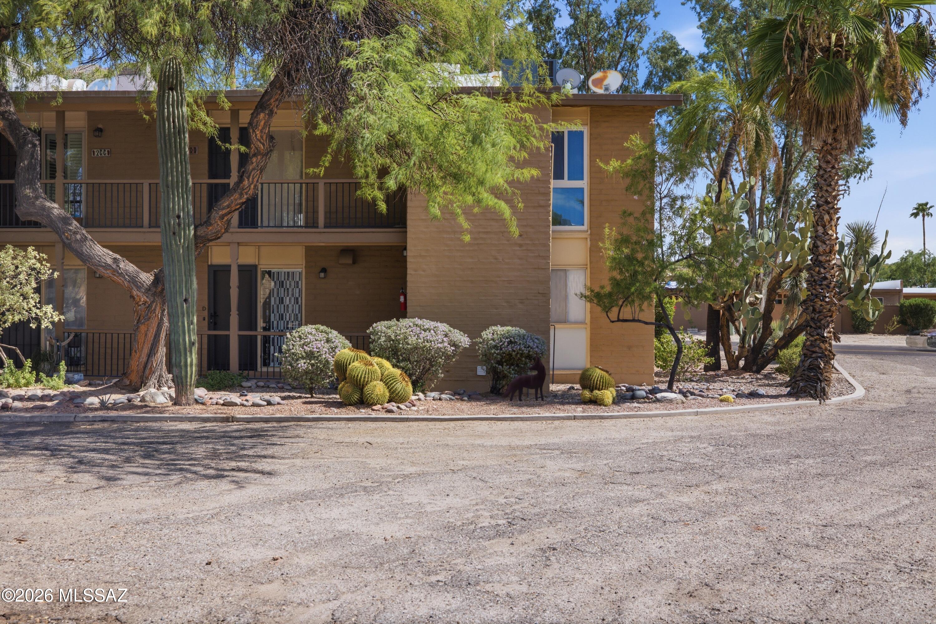 Cancha Del Golf - Residential