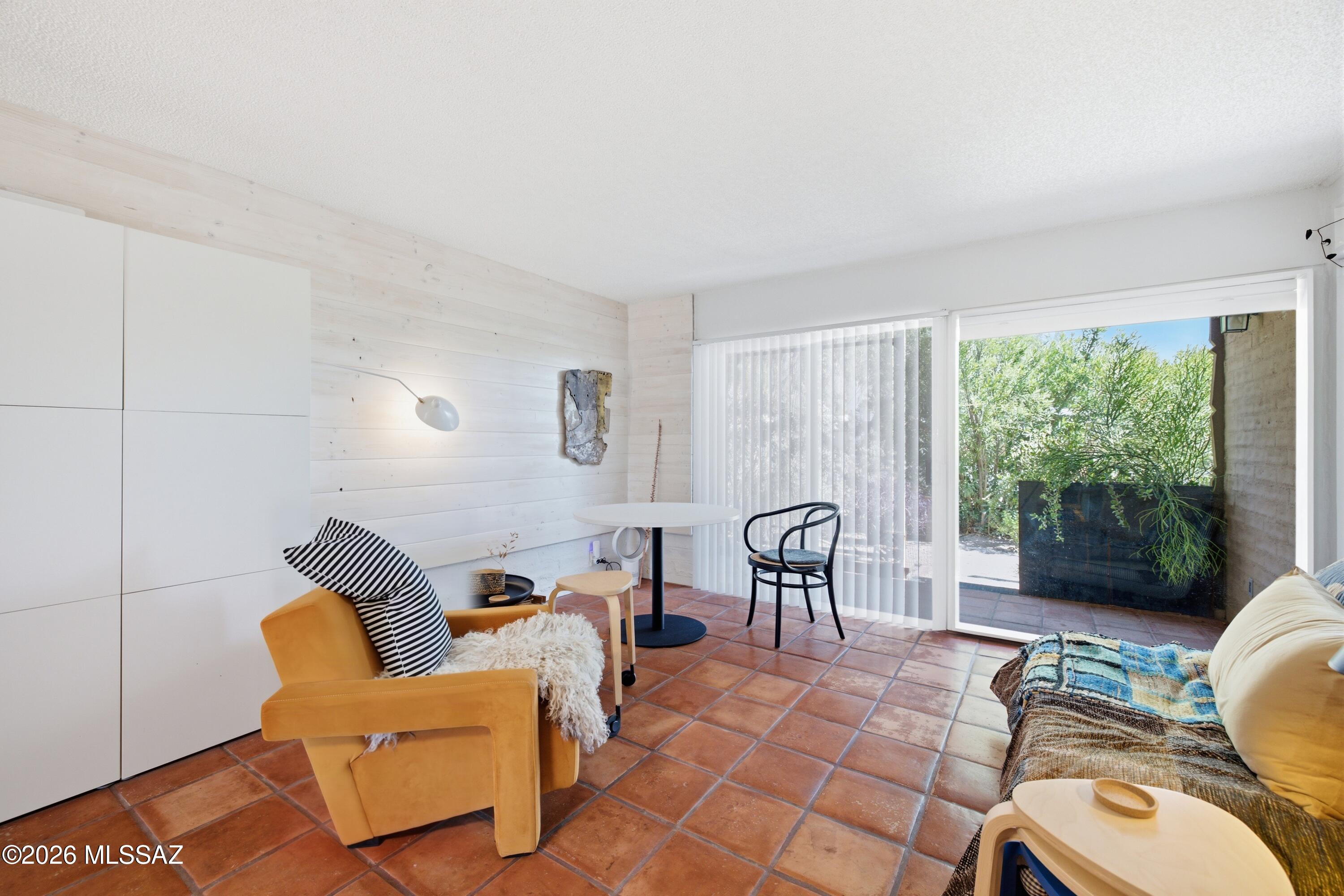 Cancha Del Golf - Residential