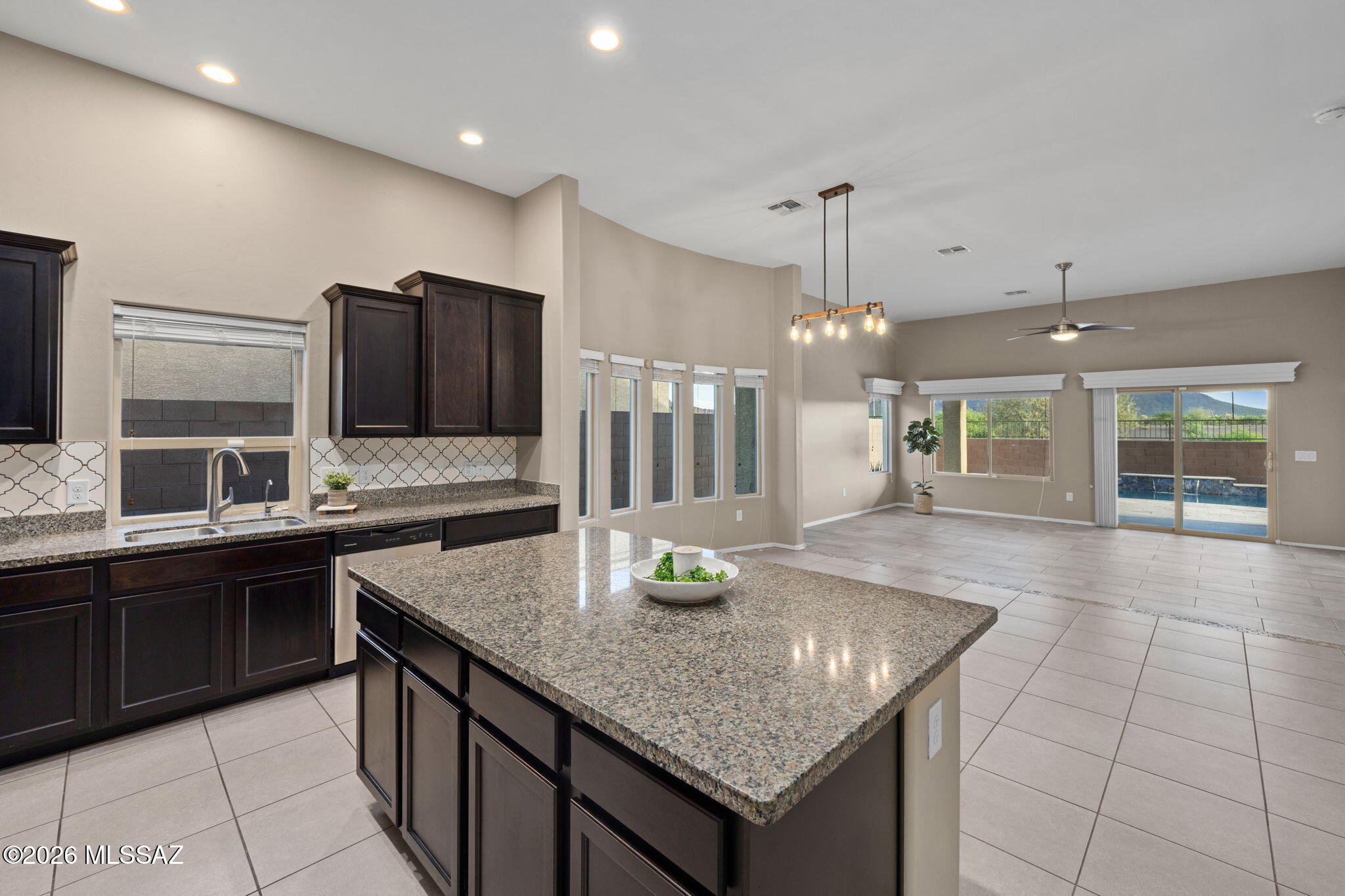 Saguaro Springs Block 4 (400-611) - Residential Lease