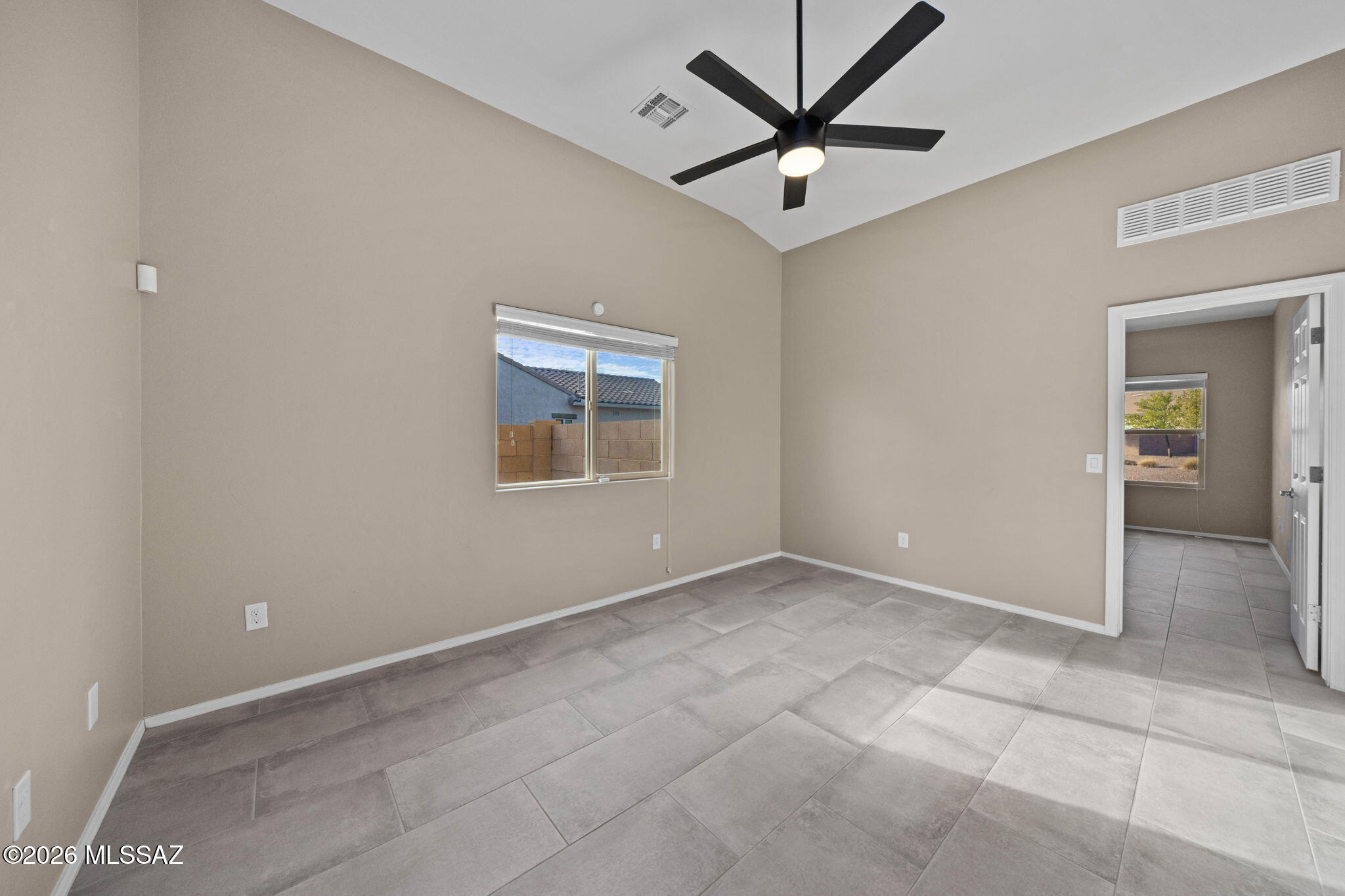 Saguaro Springs Block 4 (400-611) - Residential Lease
