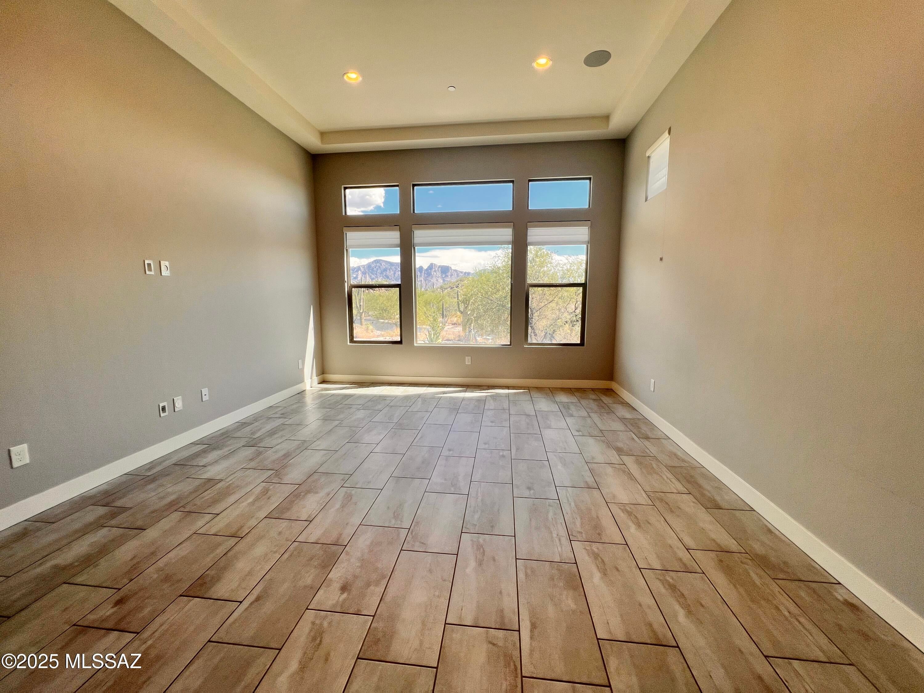 Stone Canyon III - Residential Lease