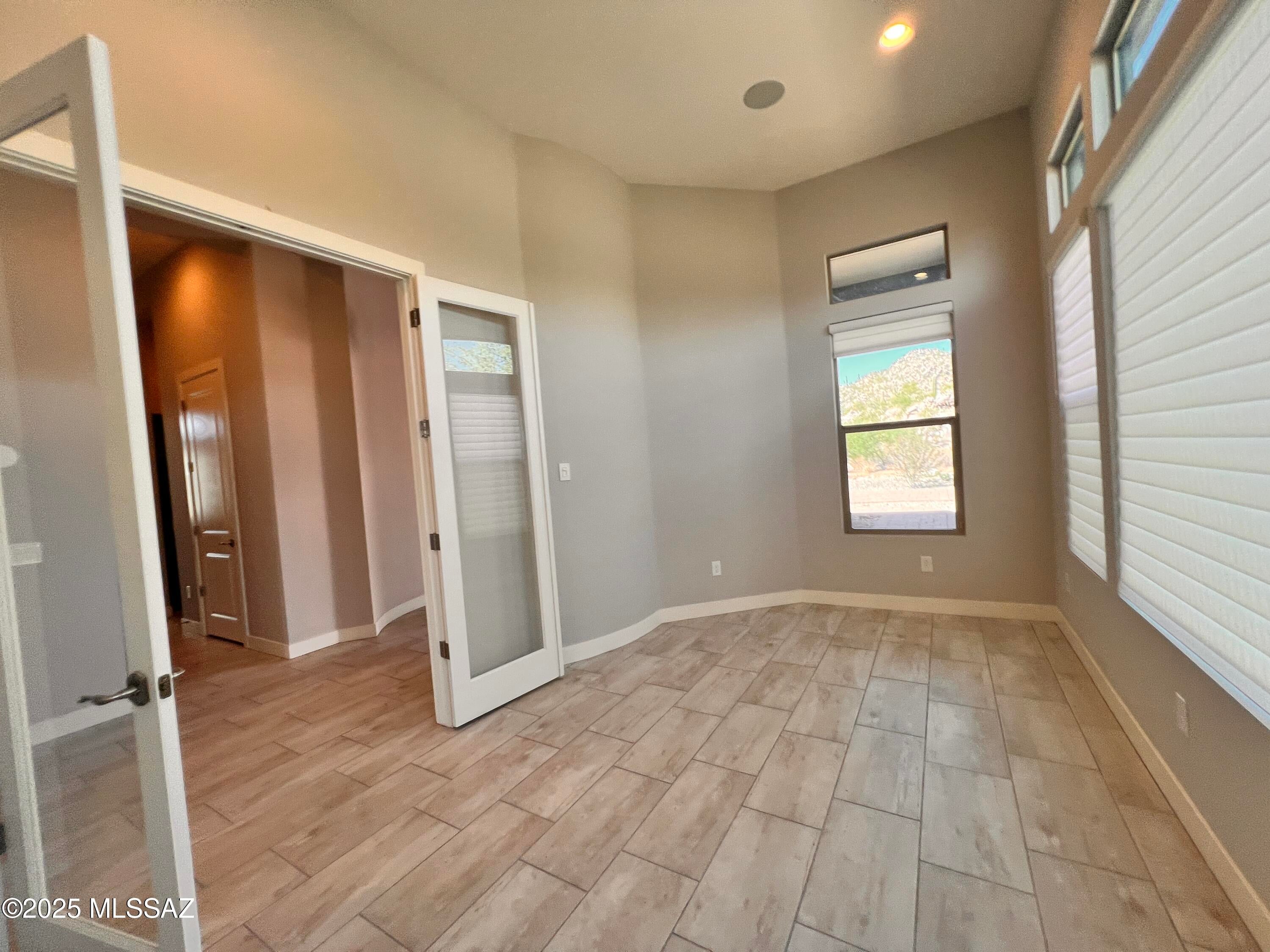 Stone Canyon III - Residential Lease