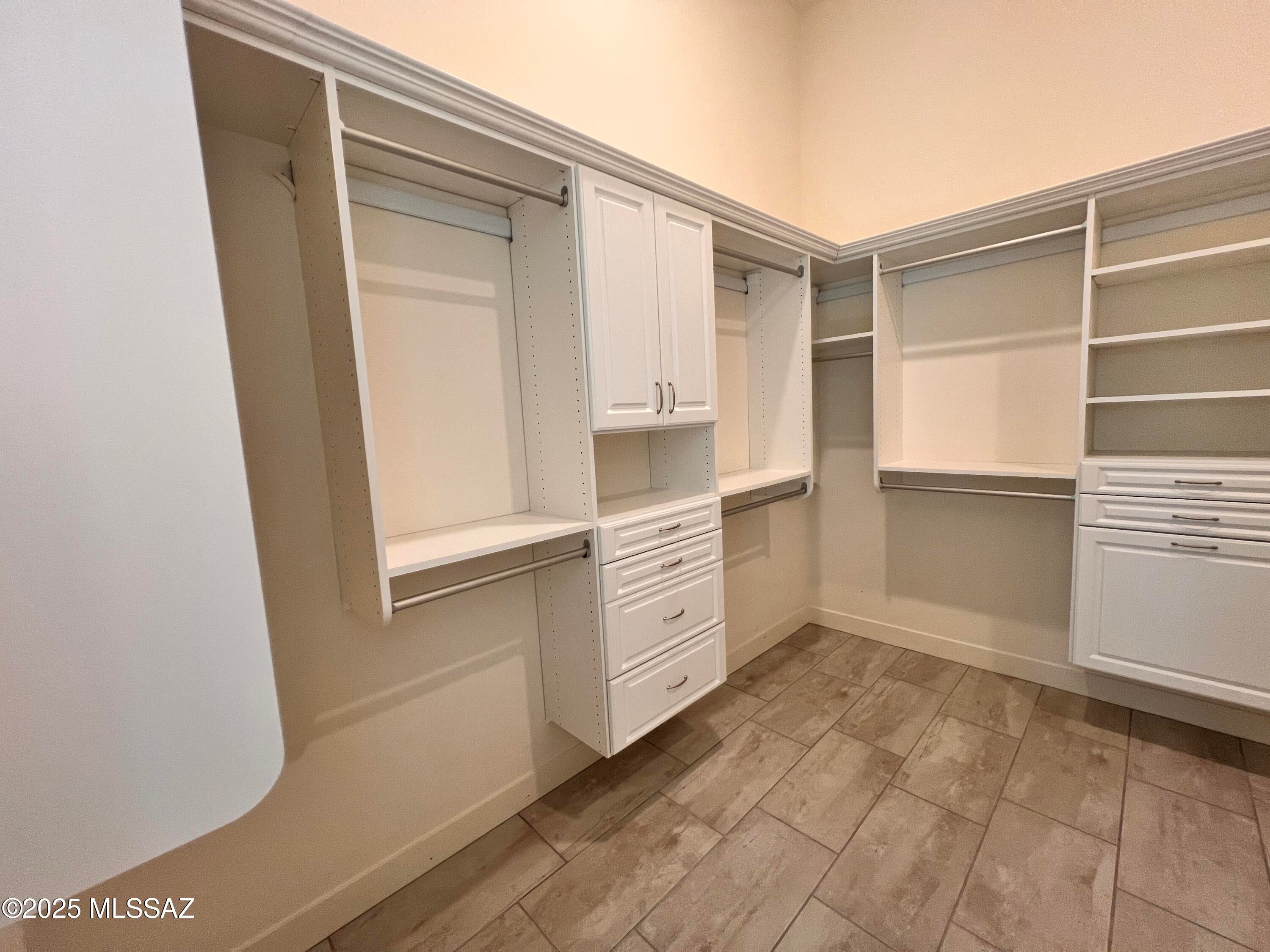Stone Canyon III - Residential Lease