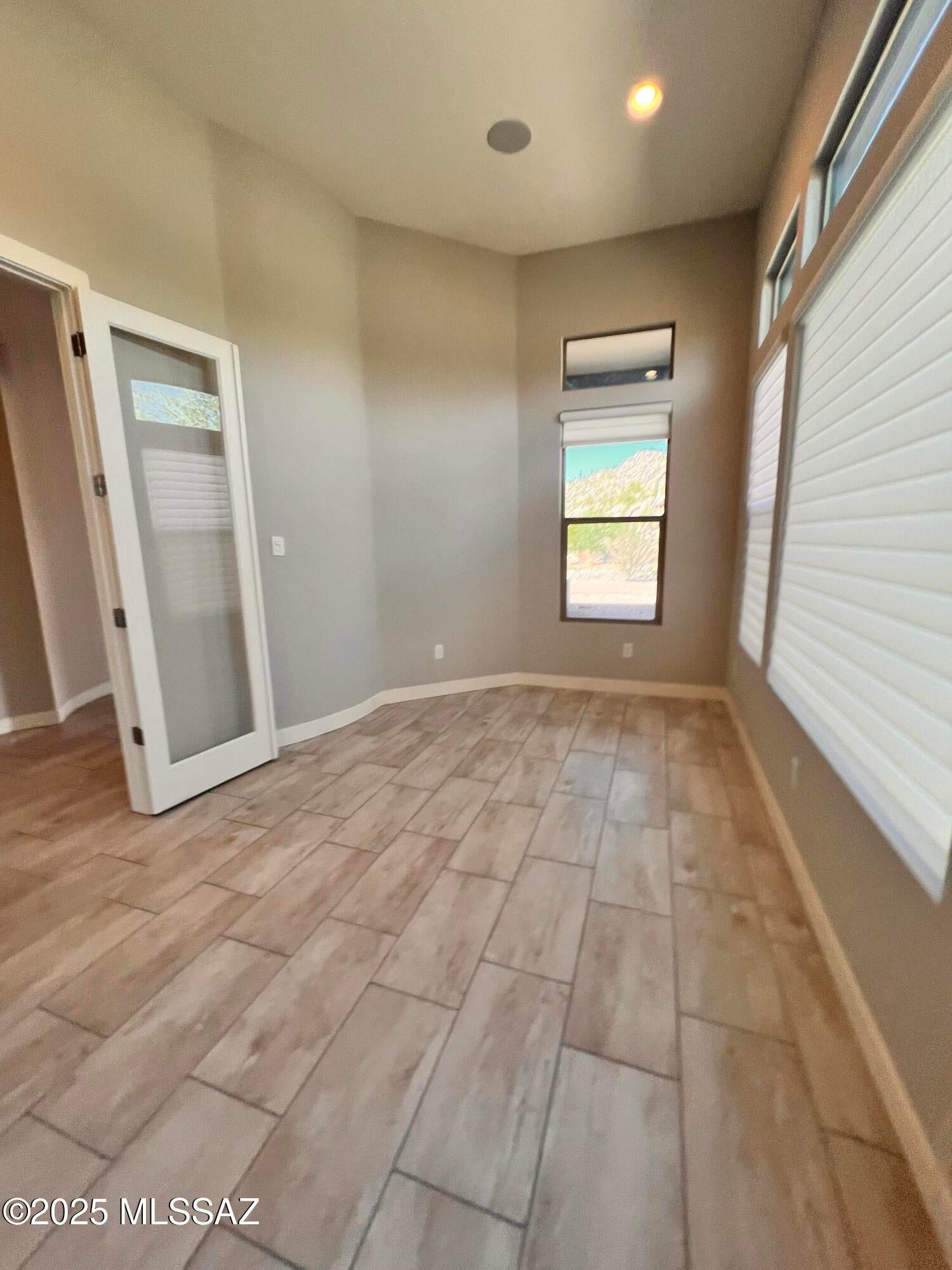 Stone Canyon III - Residential Lease