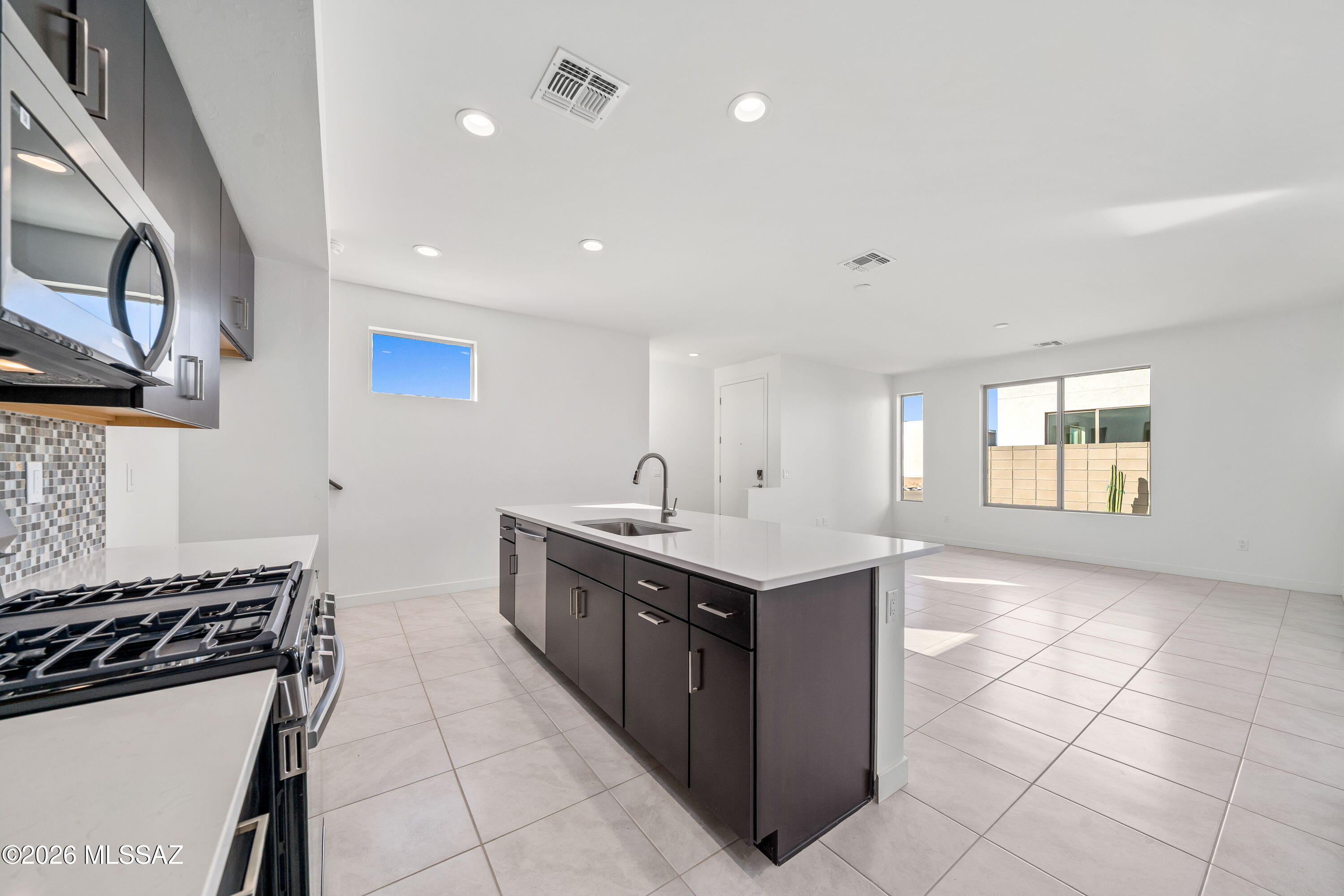 Pearl at the Bridges - Residential