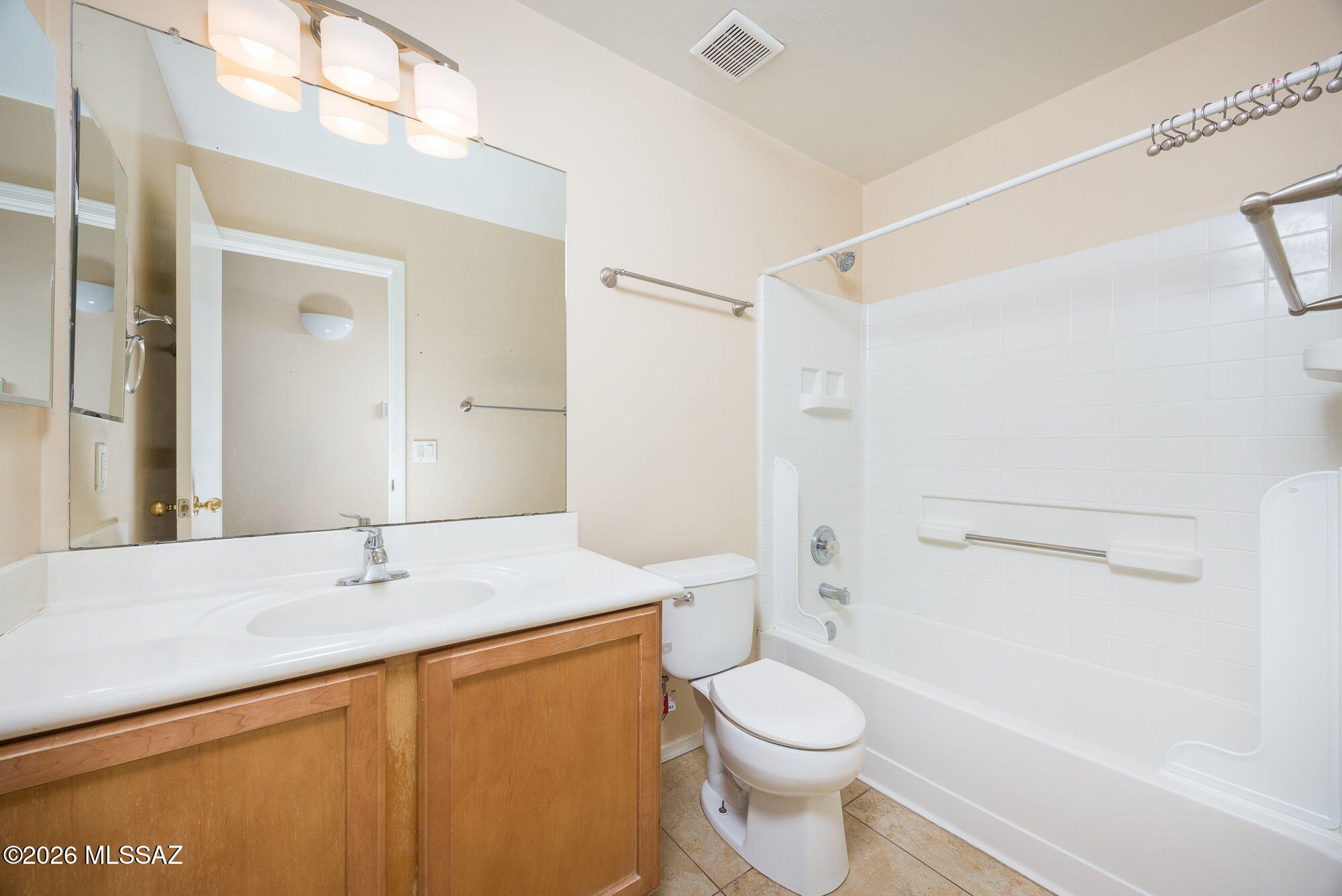 Colina De Oro (1-138) - Residential Lease