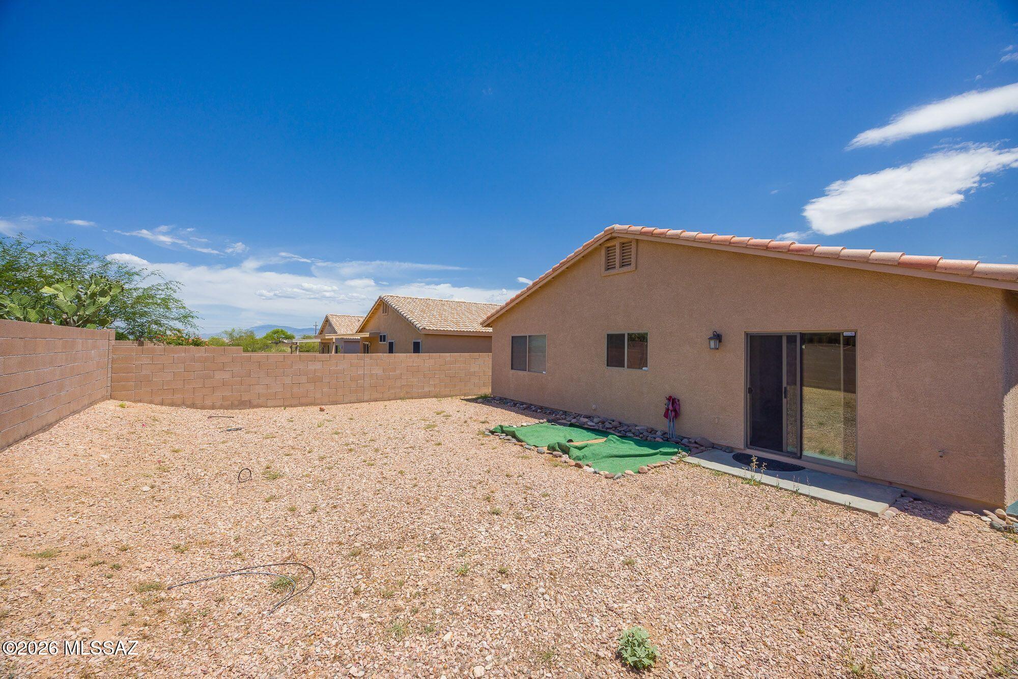 Colina De Oro (1-138) - Residential Lease