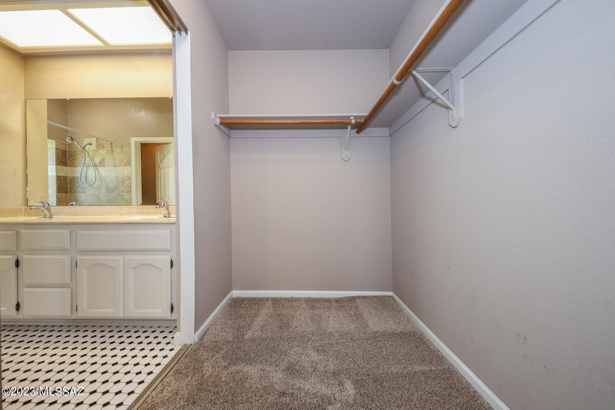 Enclave Amd (The) - Residential Lease