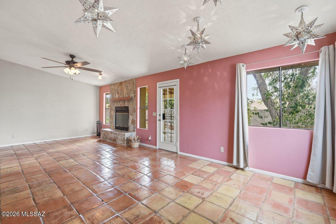 Falcon Point (1-170) - Residential