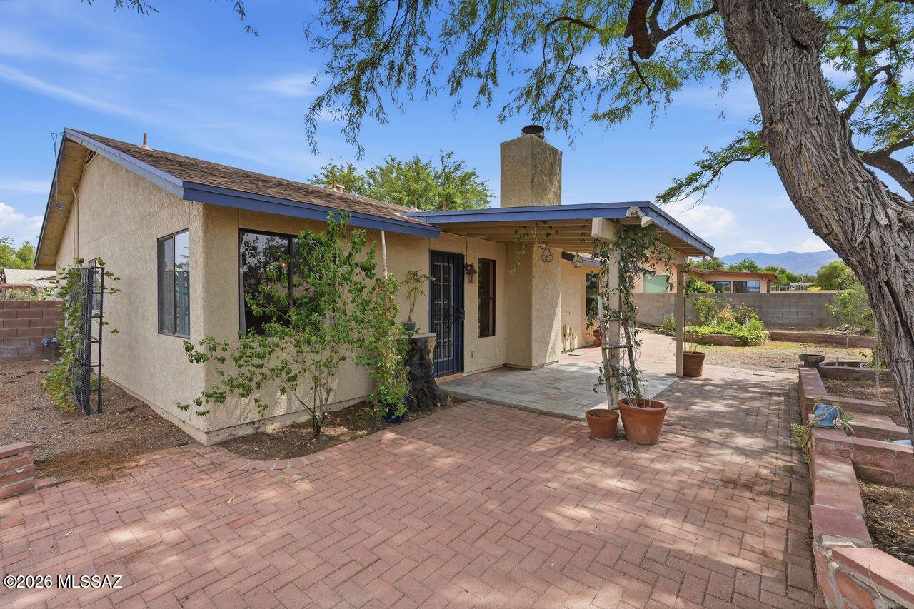 Falcon Point (1-170) - Residential