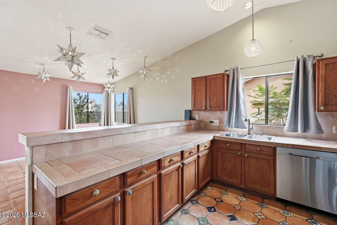 Falcon Point (1-170) - Residential
