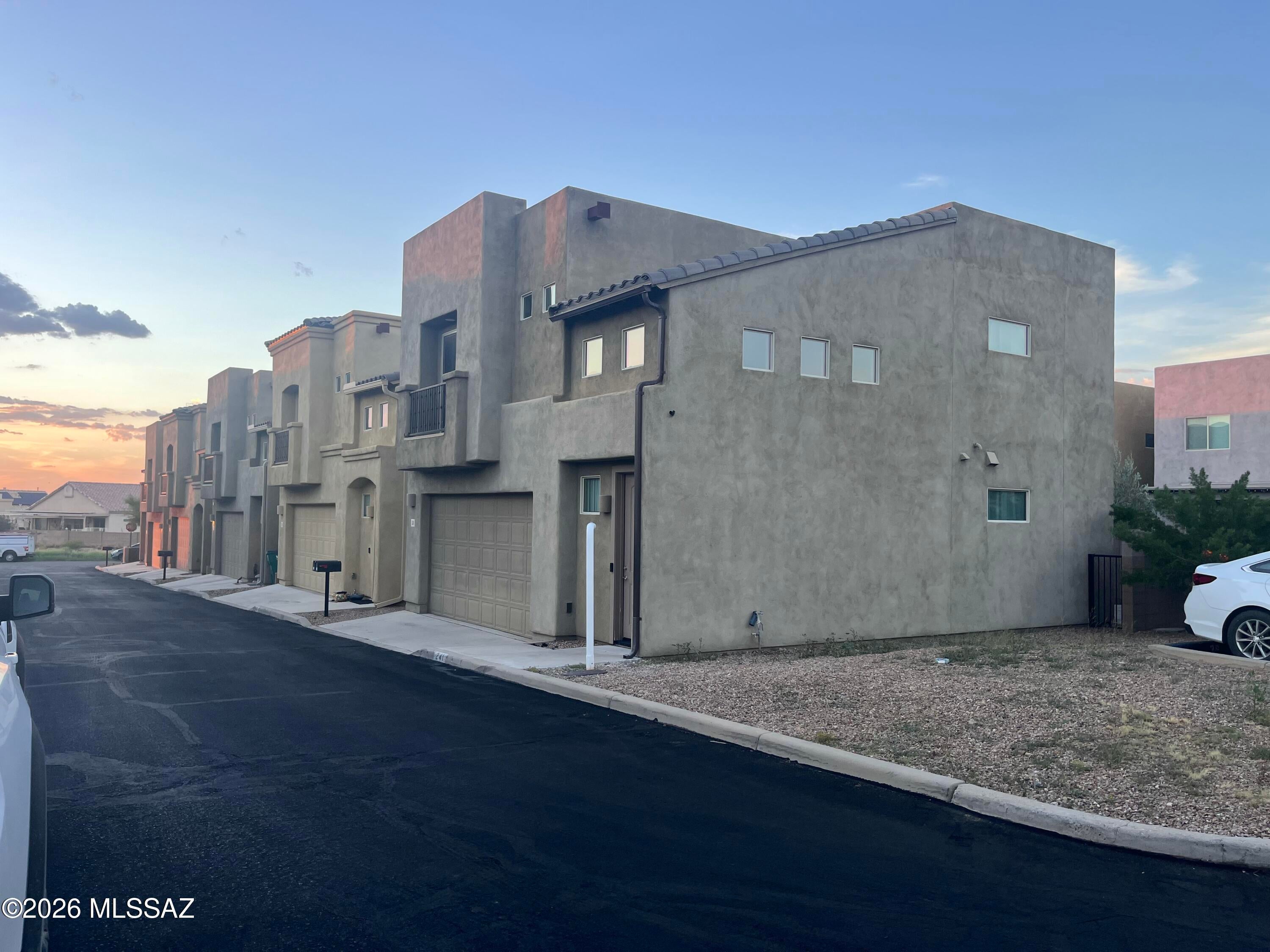 Crown Of Tucson Townhouses (1-96) - Residential