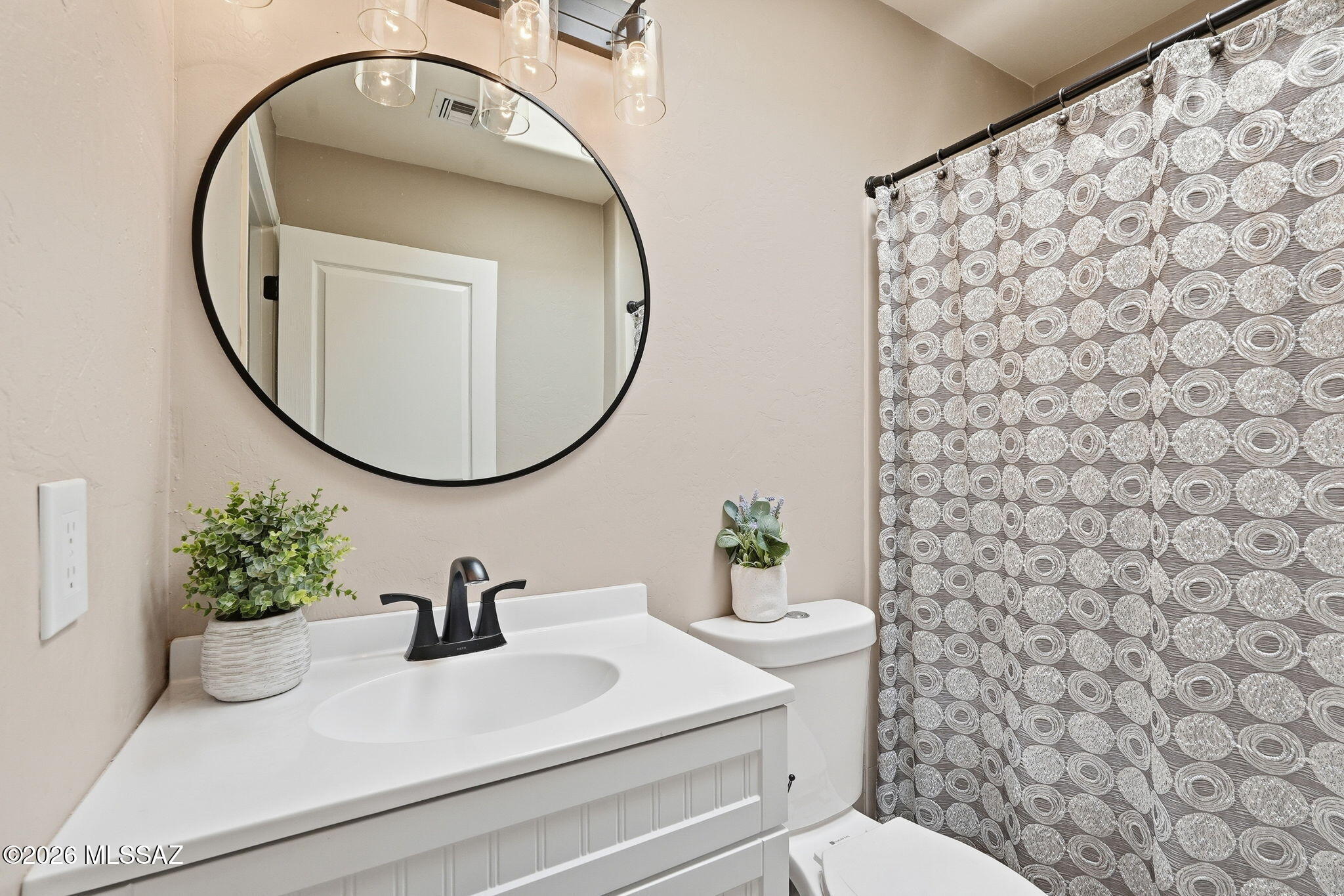 Rancho Del Lago (541-607) - Residential