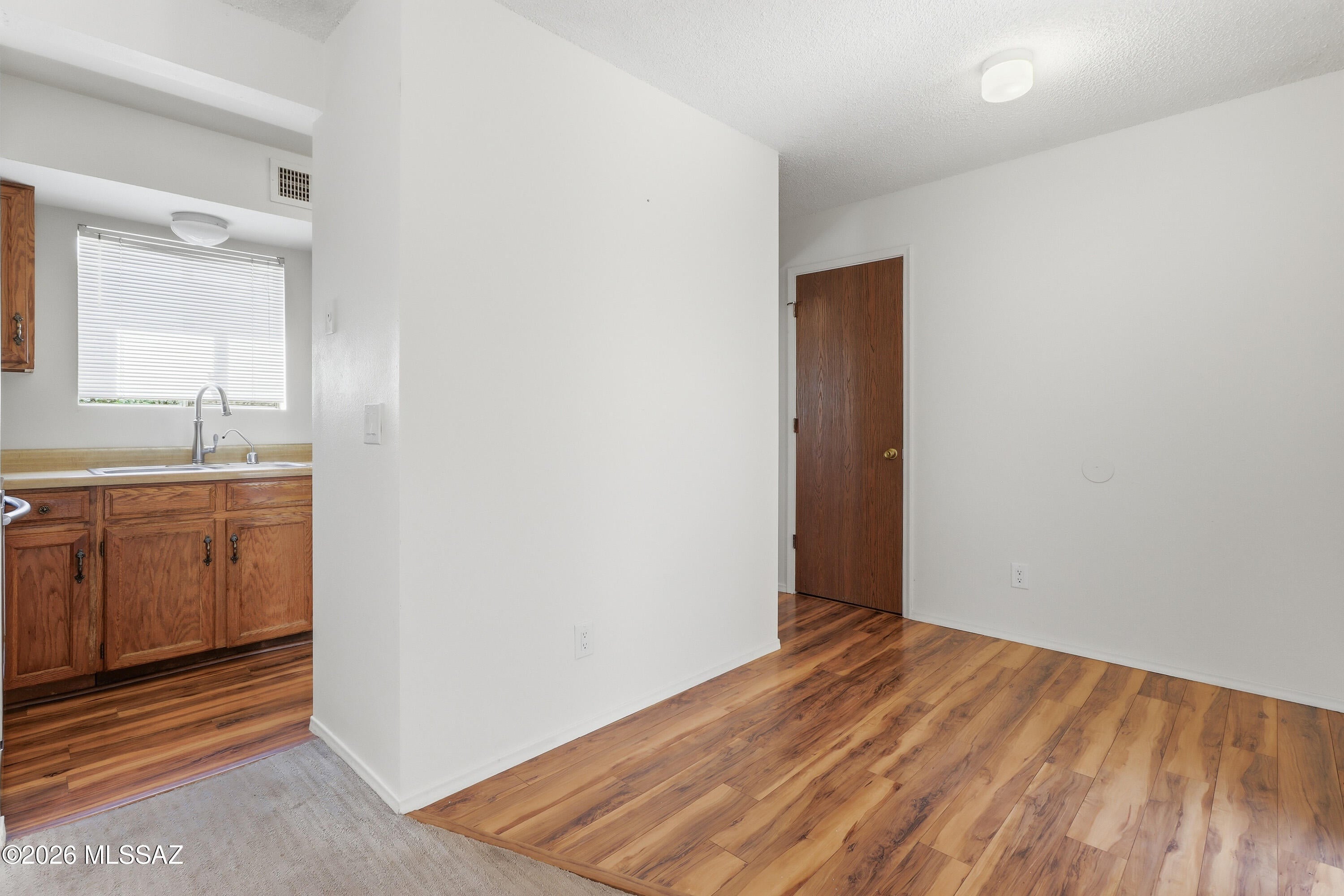 La Vida - Residential