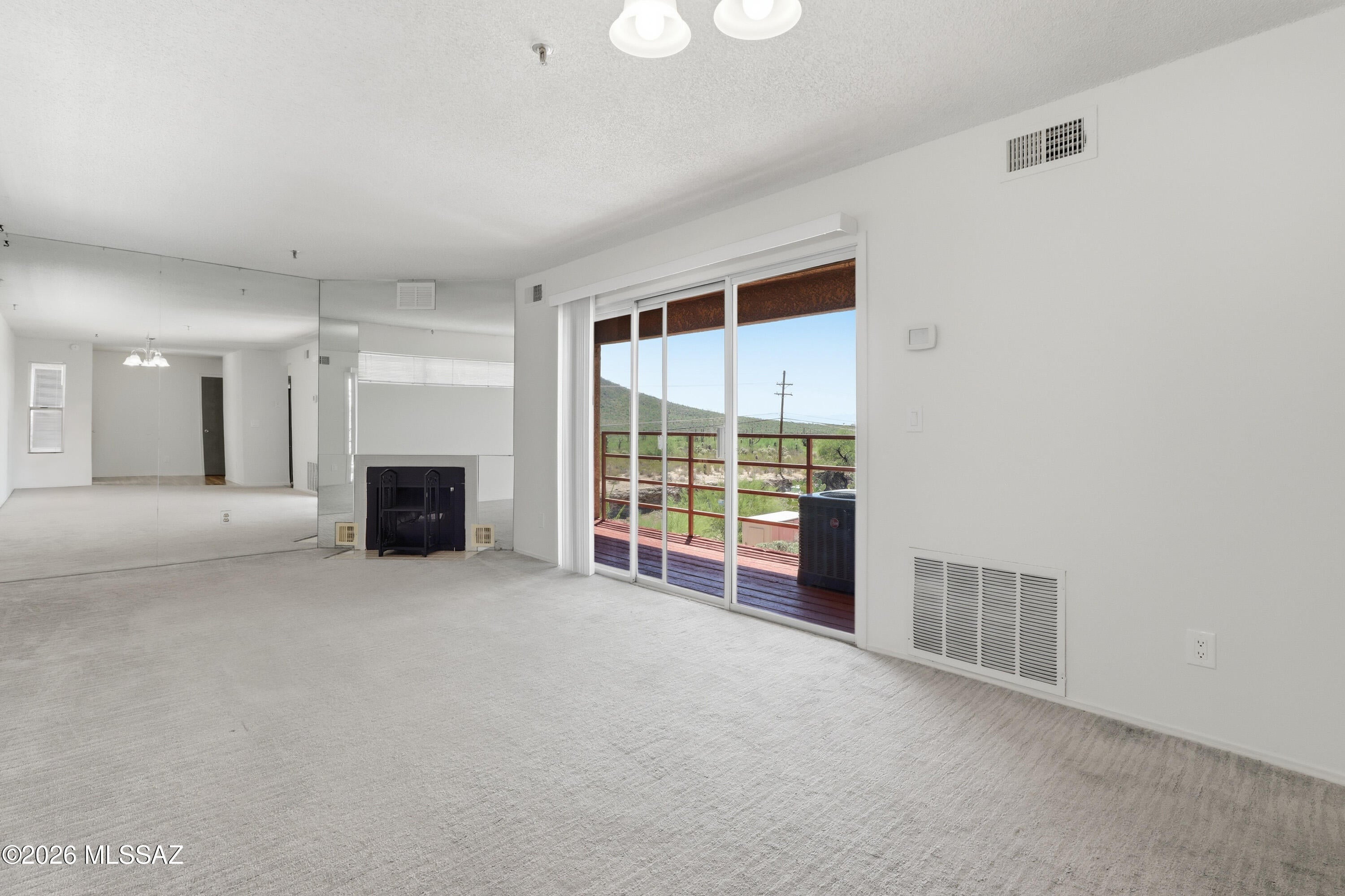 La Vida - Residential