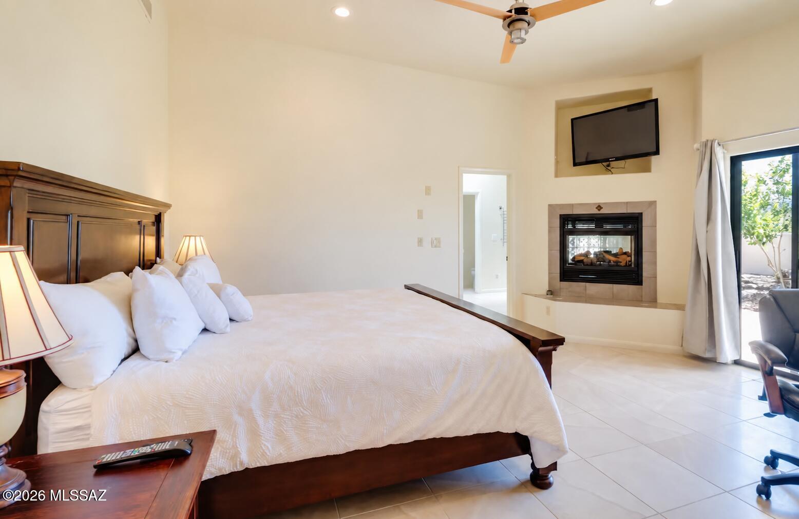 La Cholla Airpark - Residential