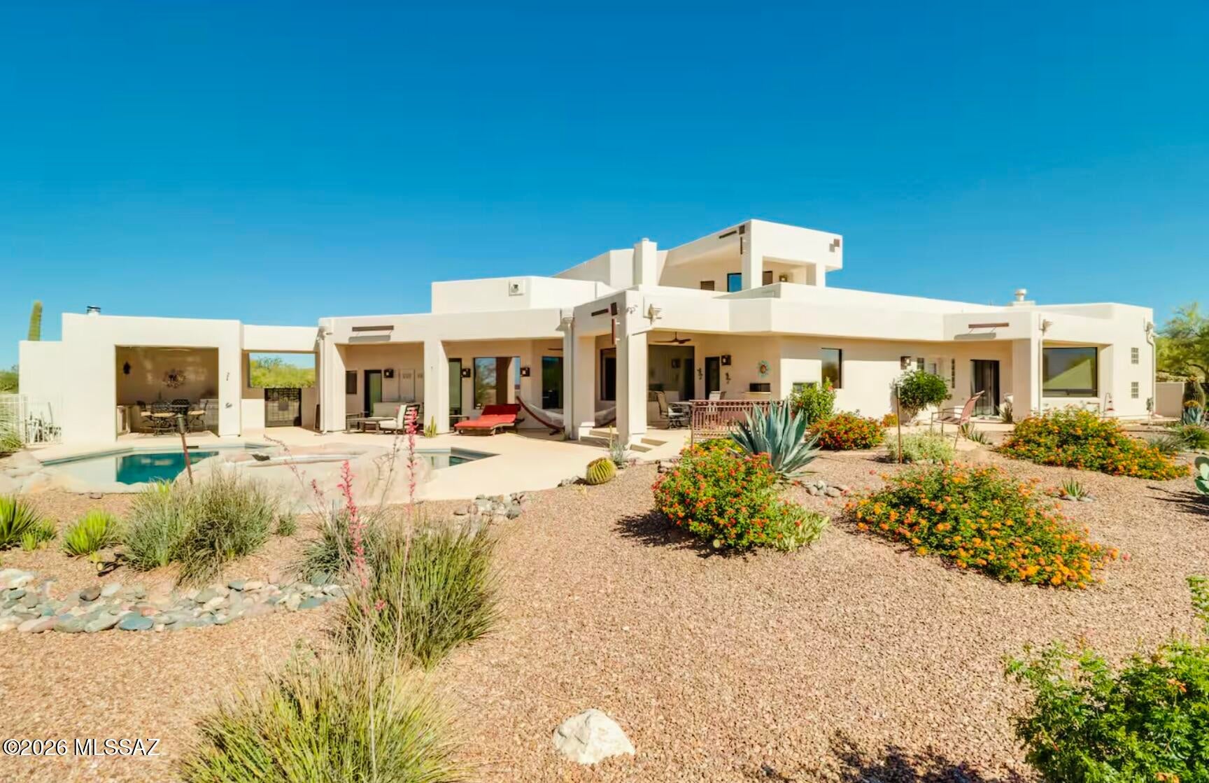 La Cholla Airpark - Residential