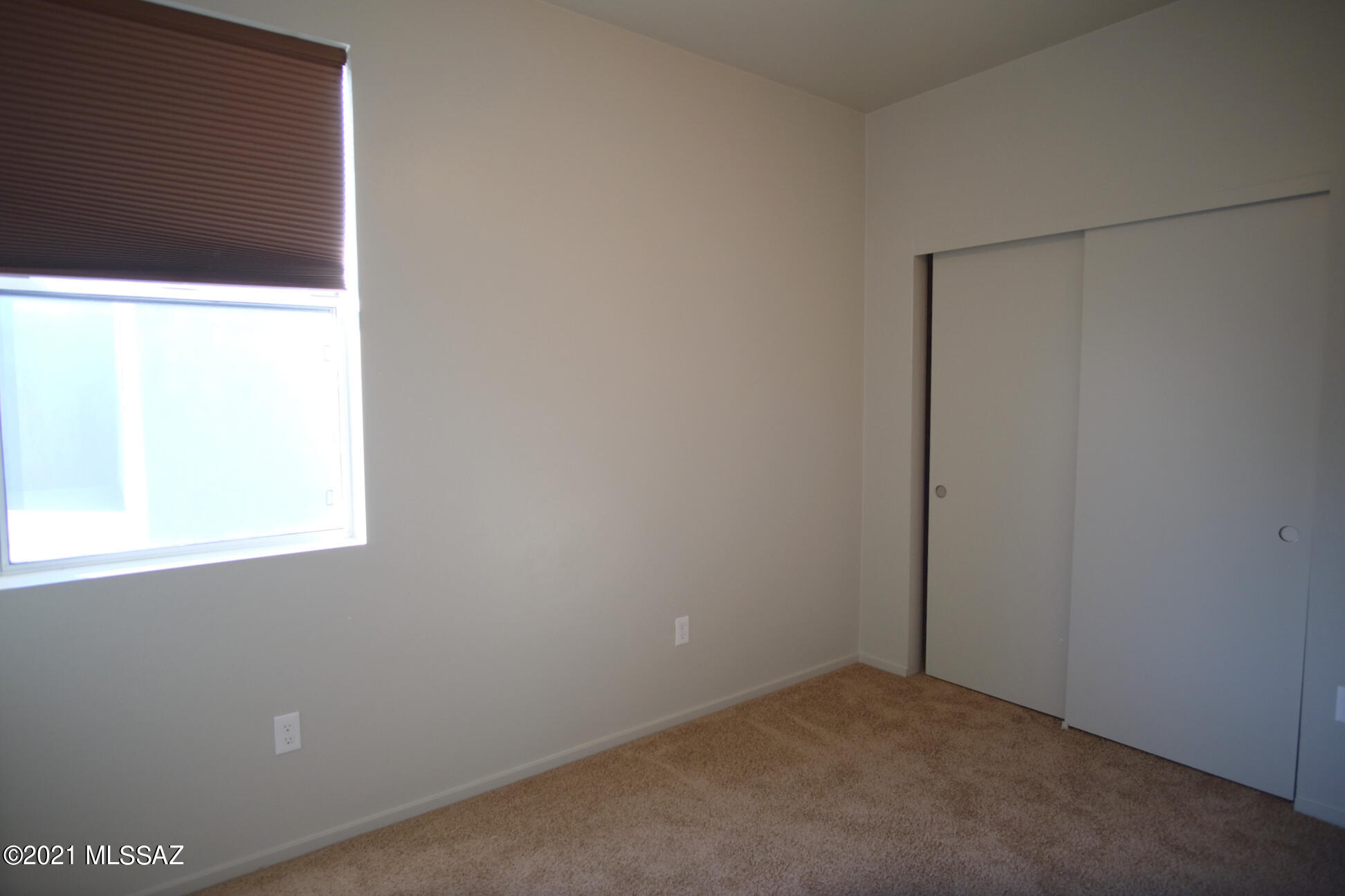 Park Modern SQ20171350679 - Residential Lease