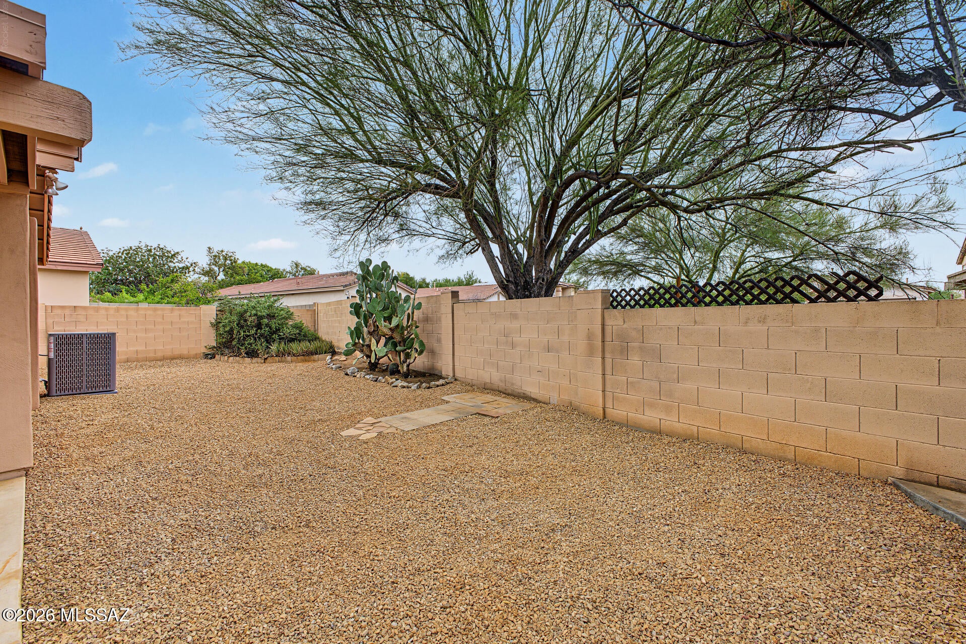 Presidio De Las Montanas - Residential