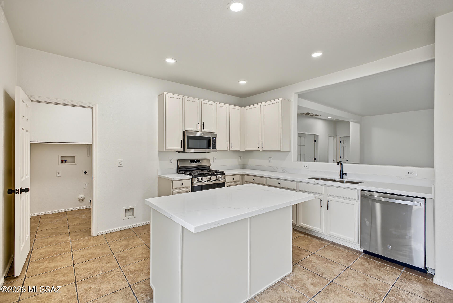 Presidio De Las Montanas - Residential