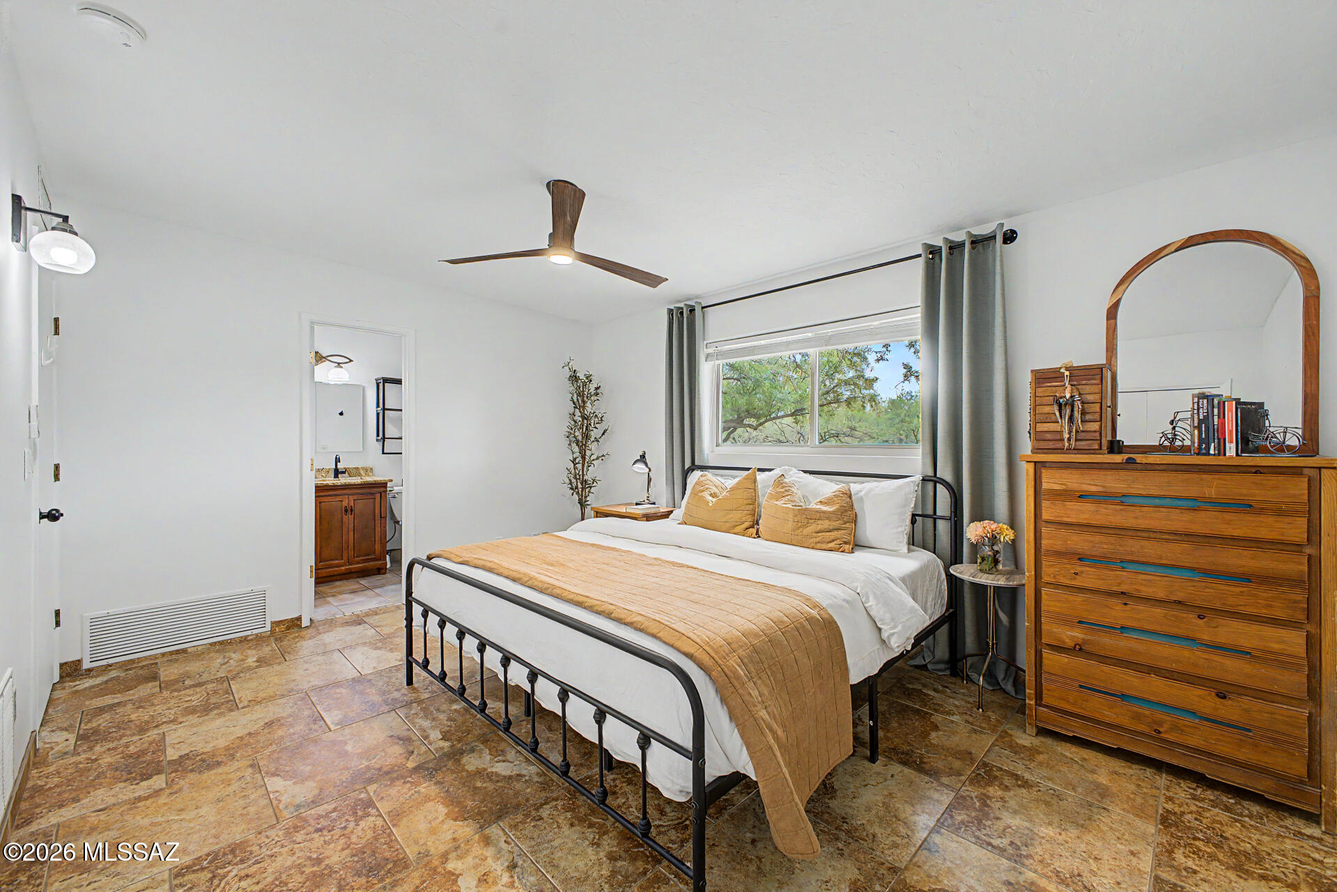 Bel Air Ranch Est - Residential