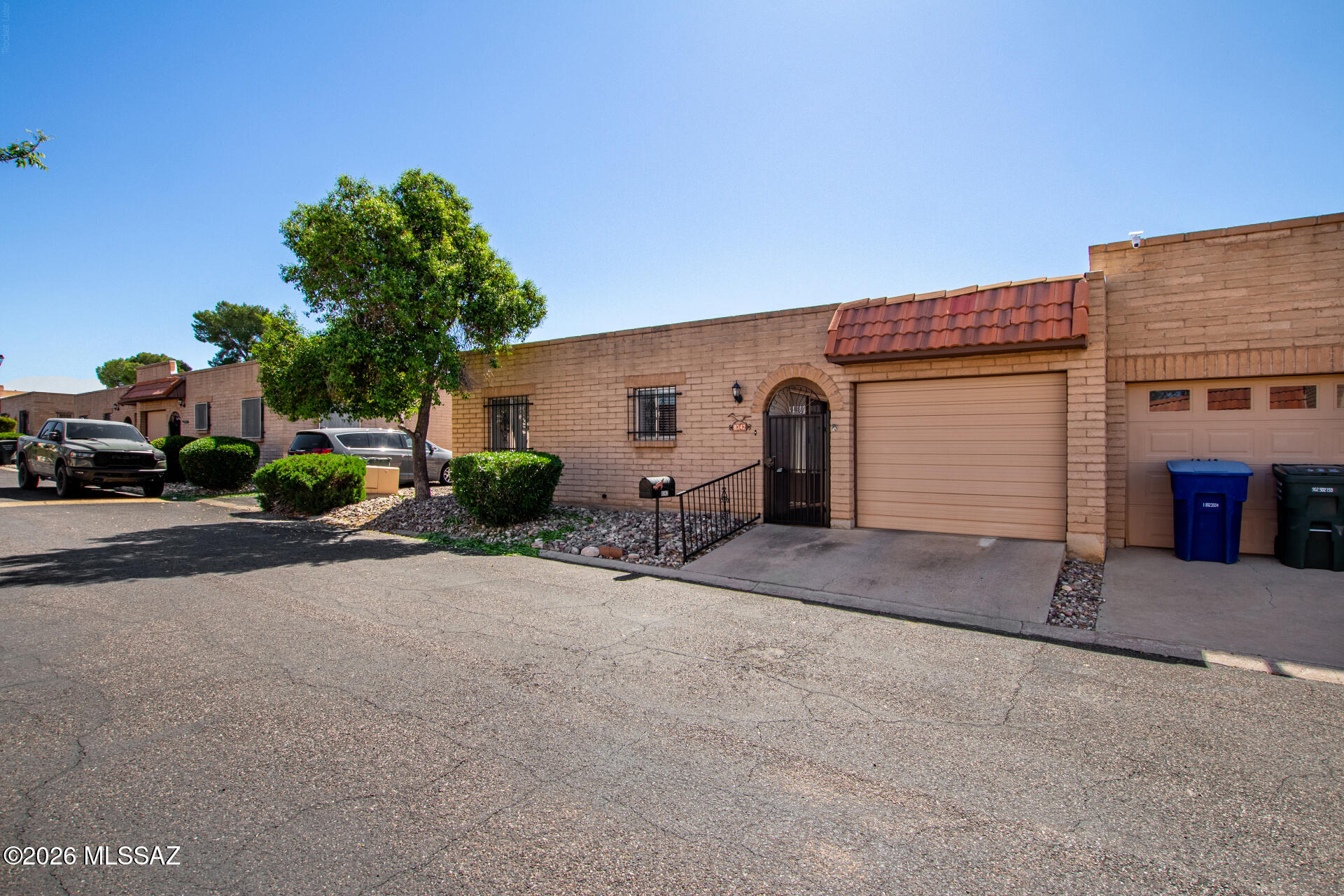 Rolling Hills Villas NO. 2 - Residential