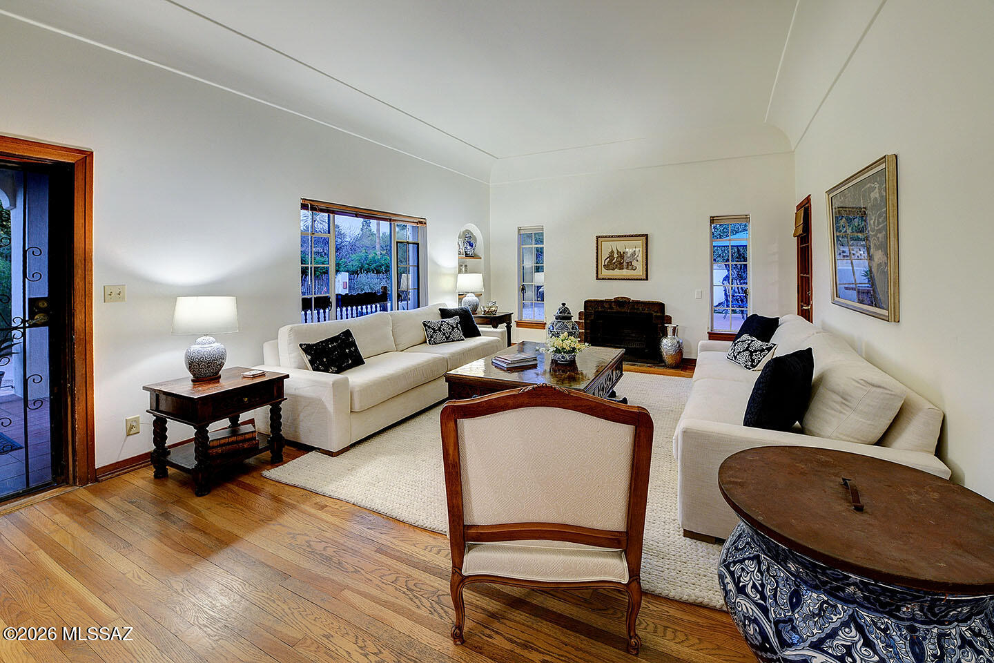 University Manor - Residential