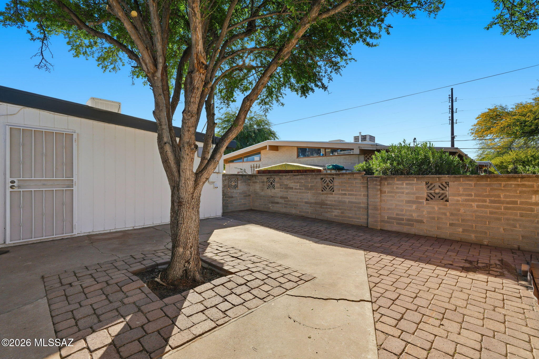 Carlos Terrace - Residential