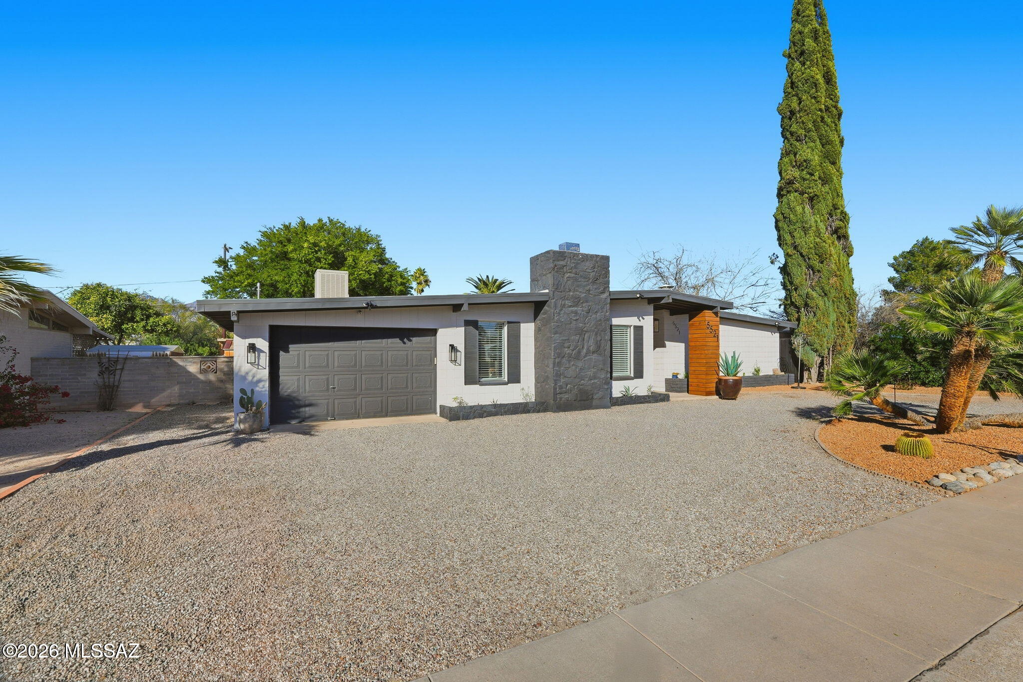 Carlos Terrace - Residential
