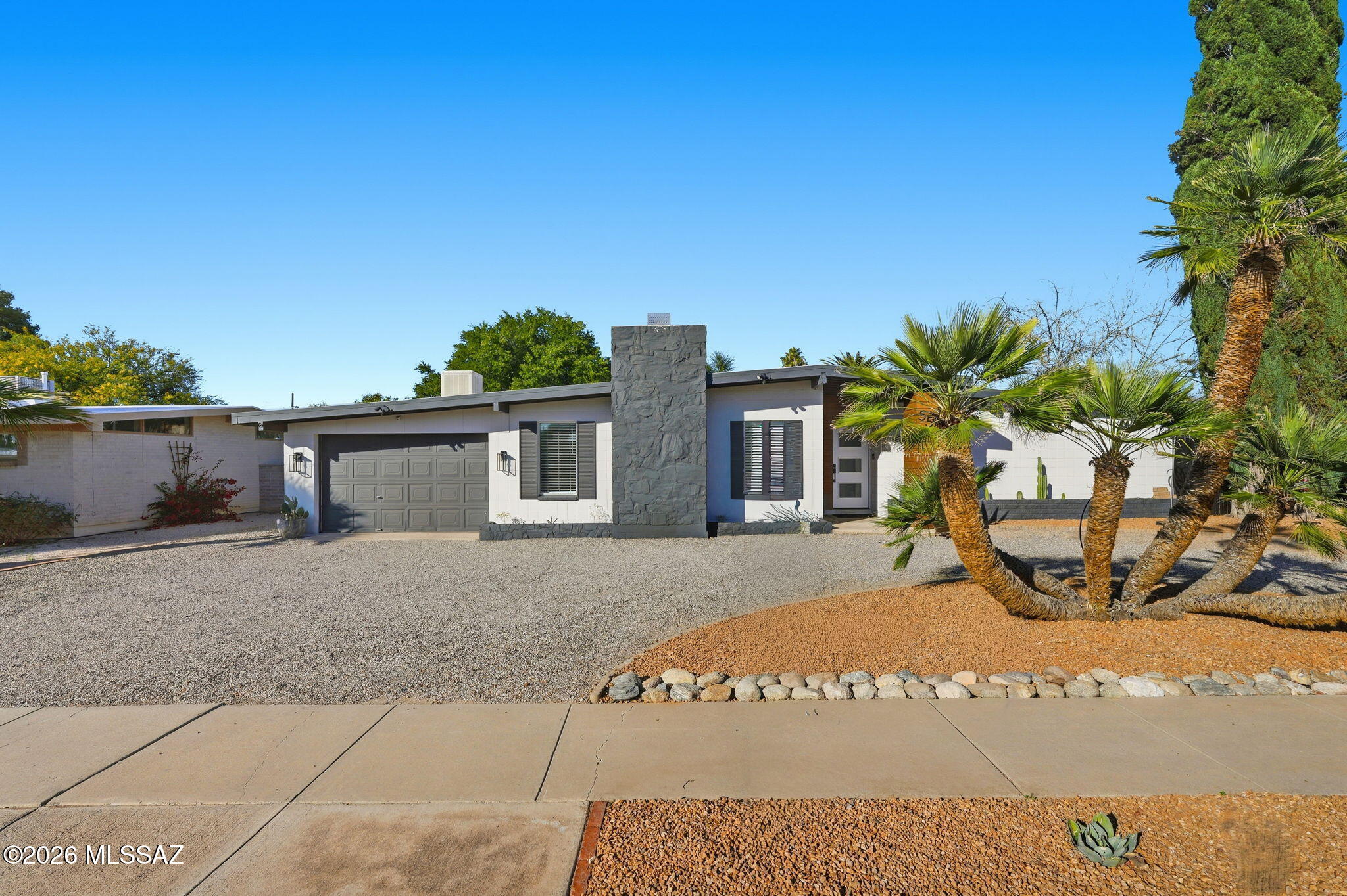 Carlos Terrace - Residential