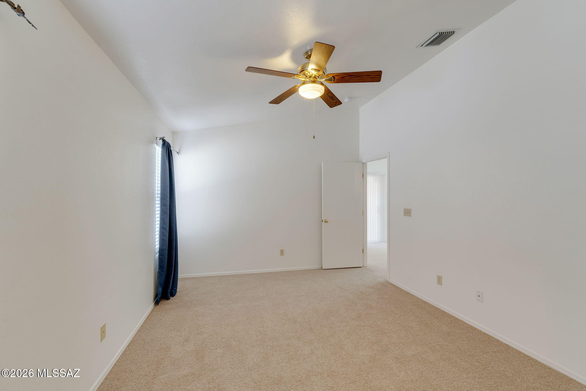 Hacienda Del Oro (1-78) - Residential