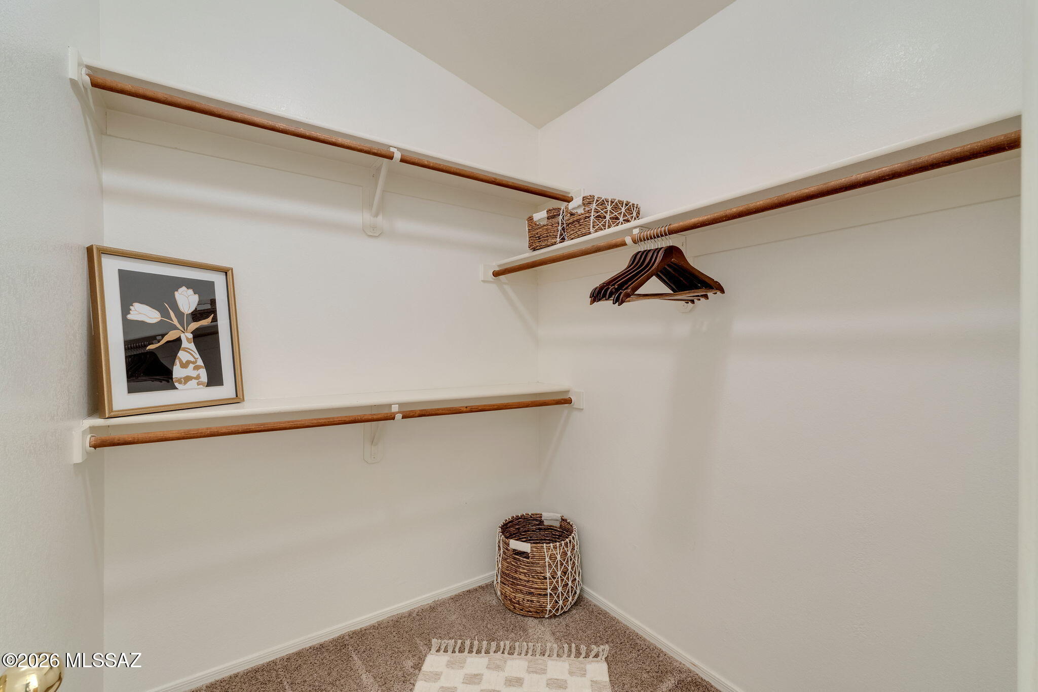 Hacienda Del Oro (1-78) - Residential