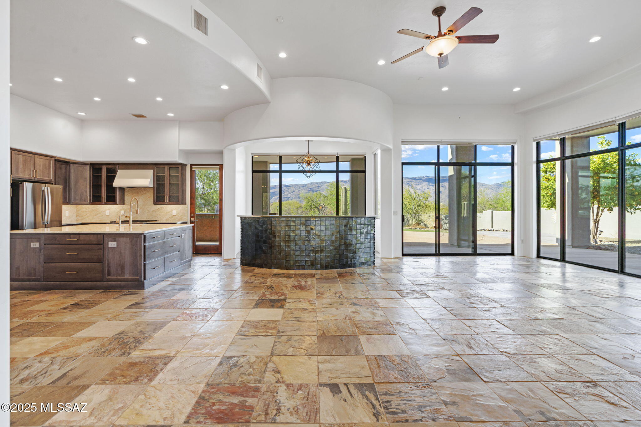 Coyote Creek (1-395) - Residential